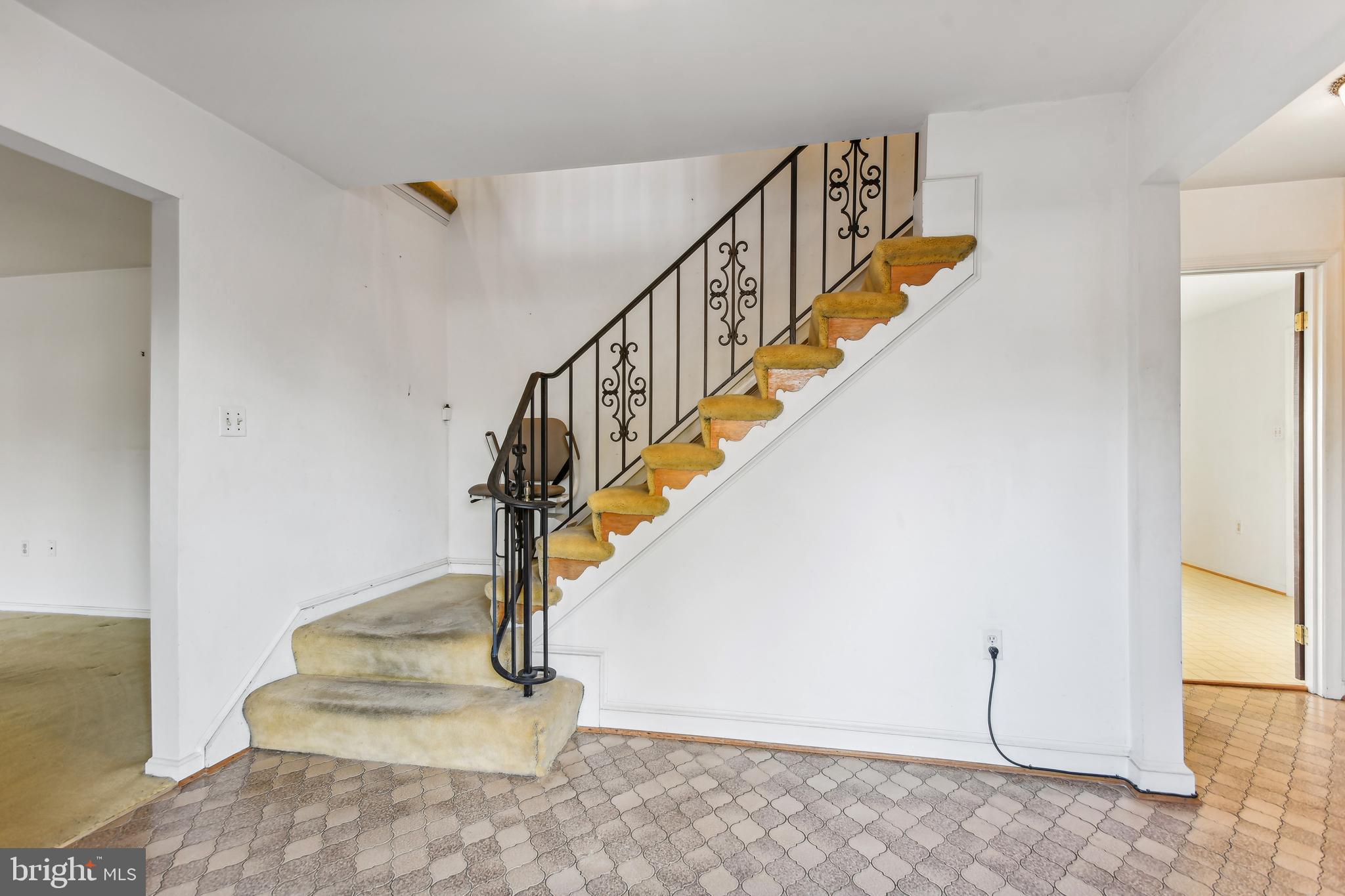 THE CLOISTERS - Residential