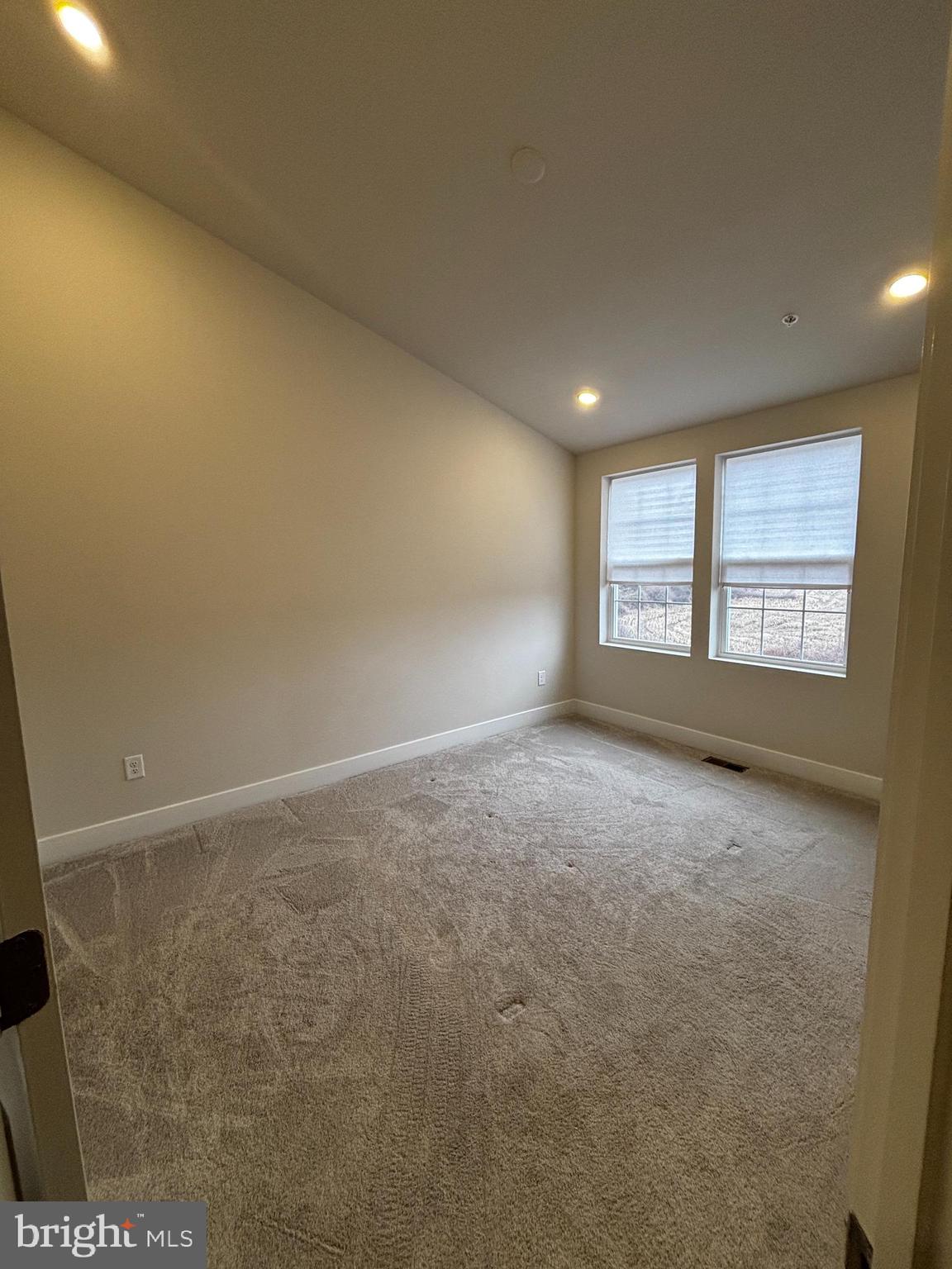 SYCAMORE RIDGE - Residential