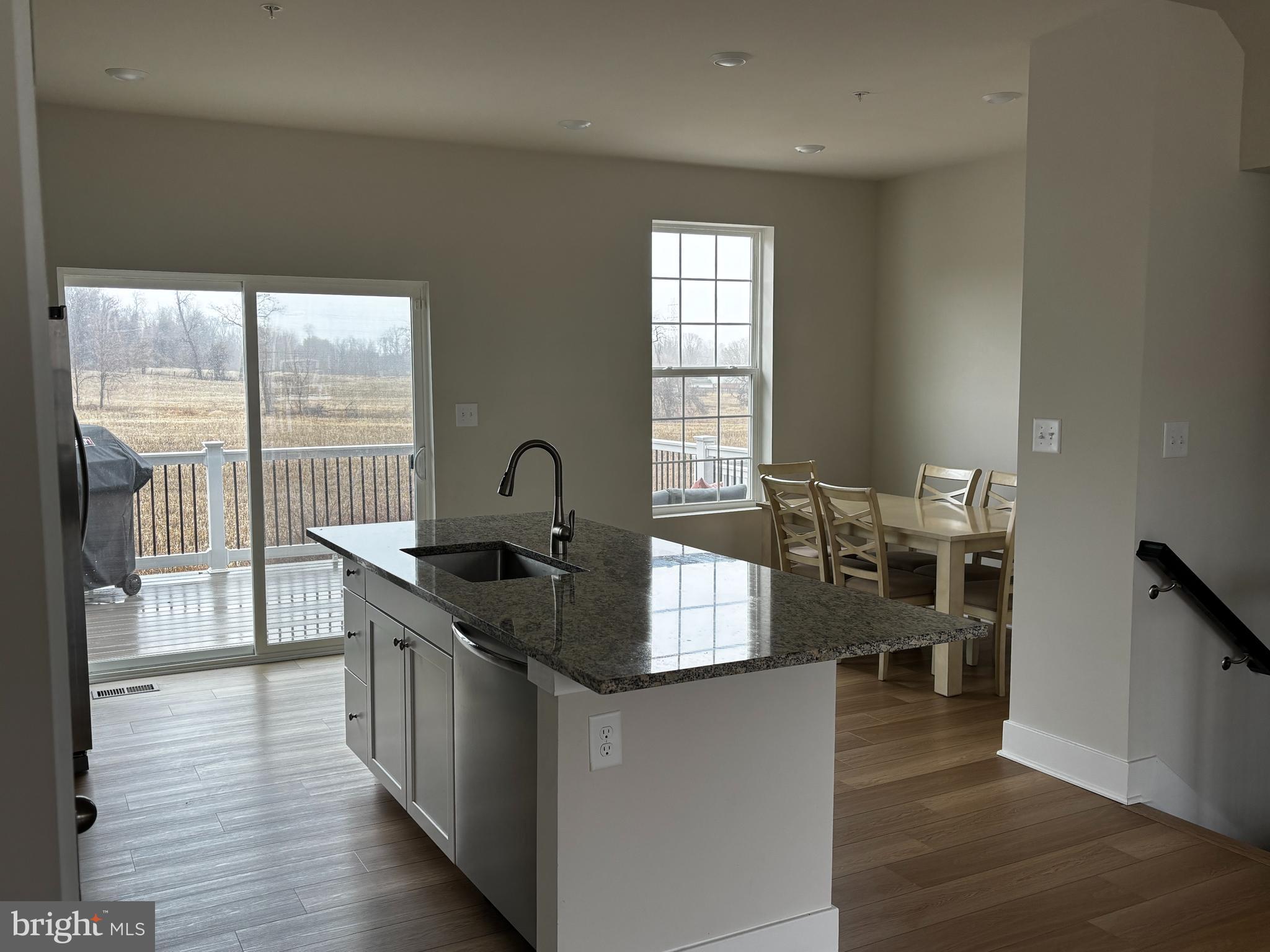 SYCAMORE RIDGE - Residential