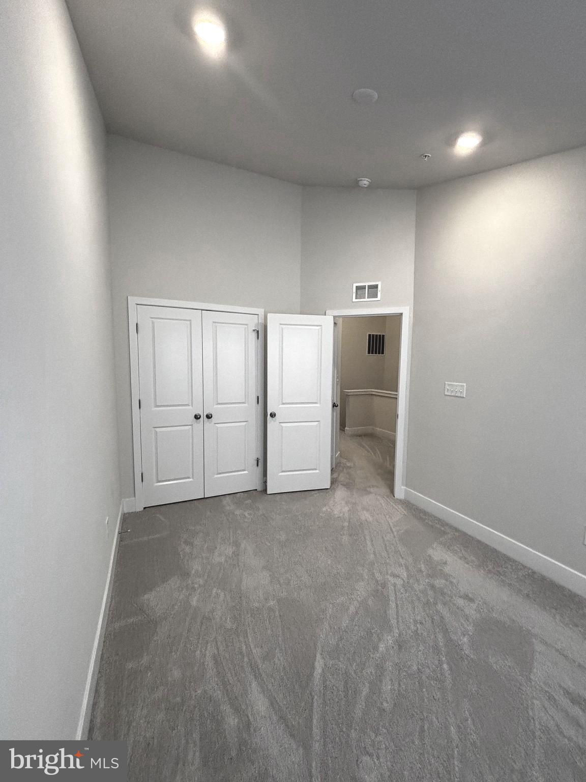 SYCAMORE RIDGE - Residential