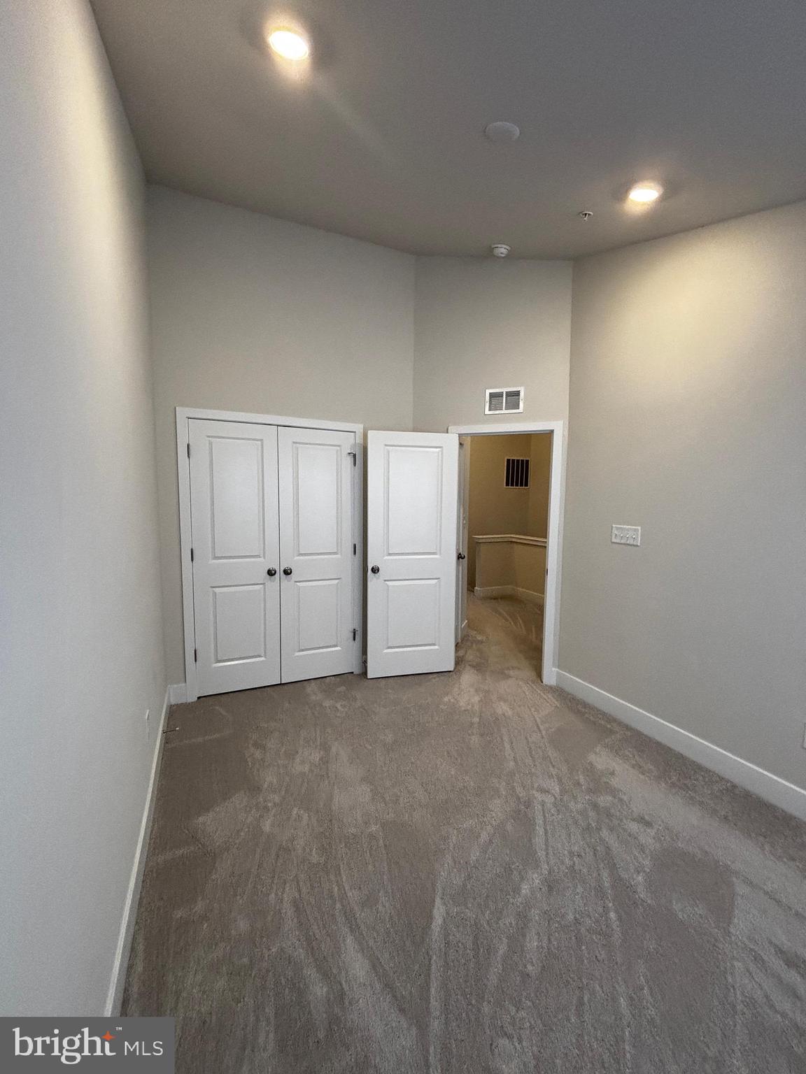 SYCAMORE RIDGE - Residential