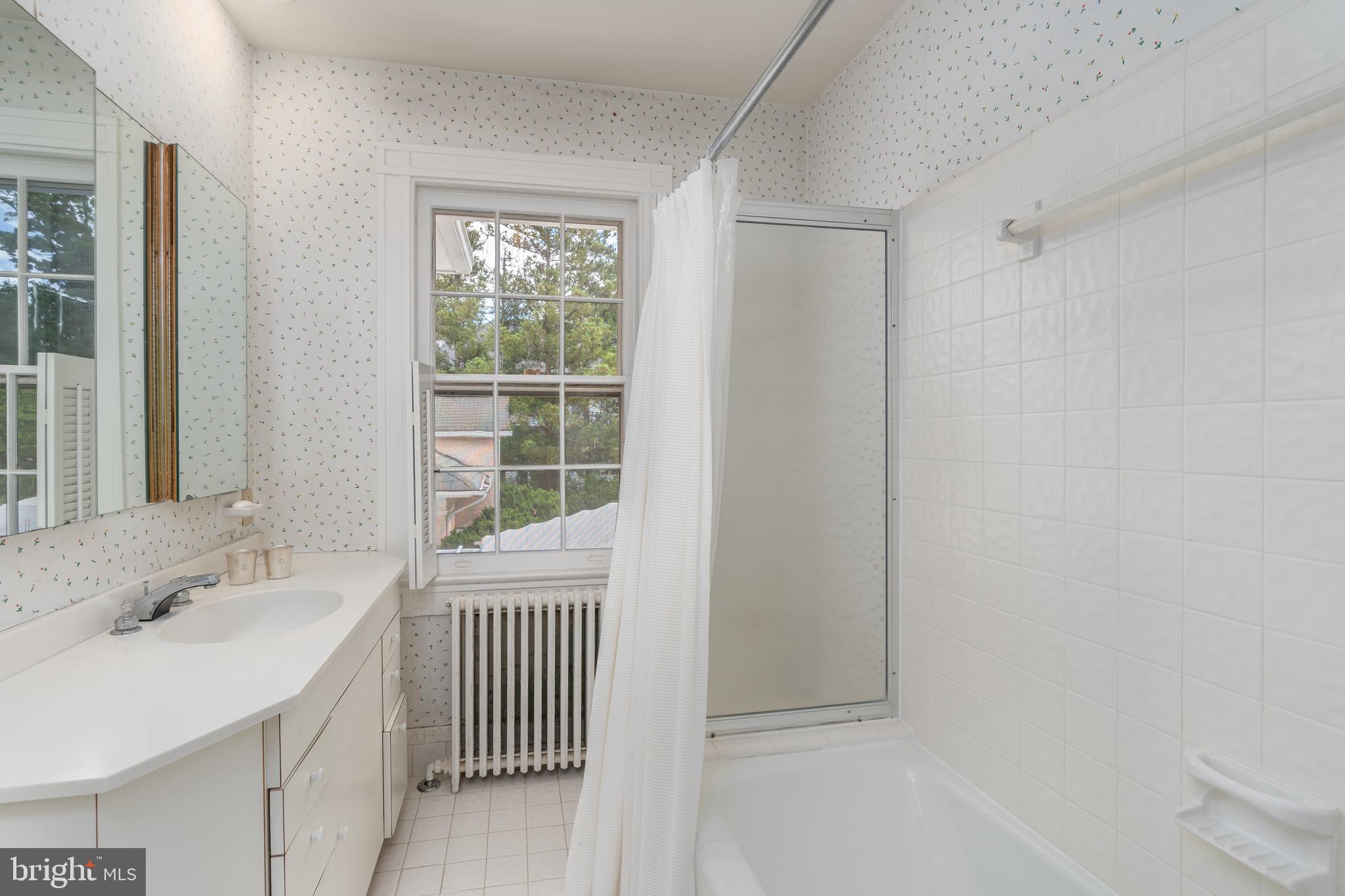 CHEVY CHASE VILLAGE - Residential