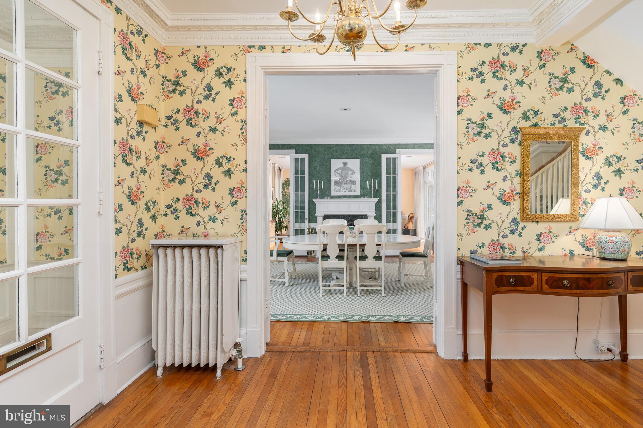 CHEVY CHASE VILLAGE - Residential