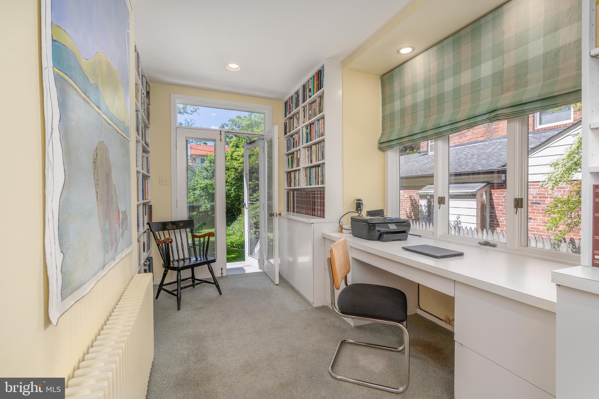 CHEVY CHASE VILLAGE - Residential