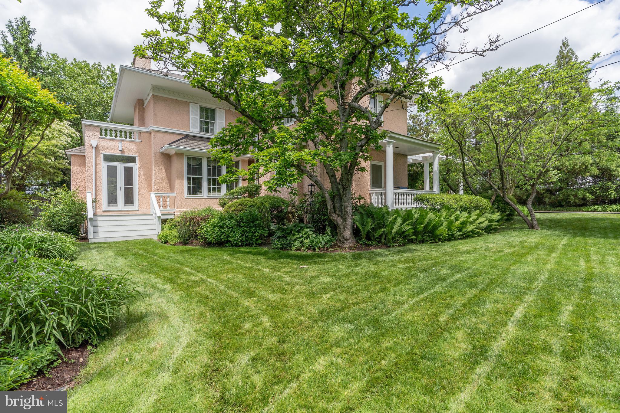 CHEVY CHASE VILLAGE - Residential