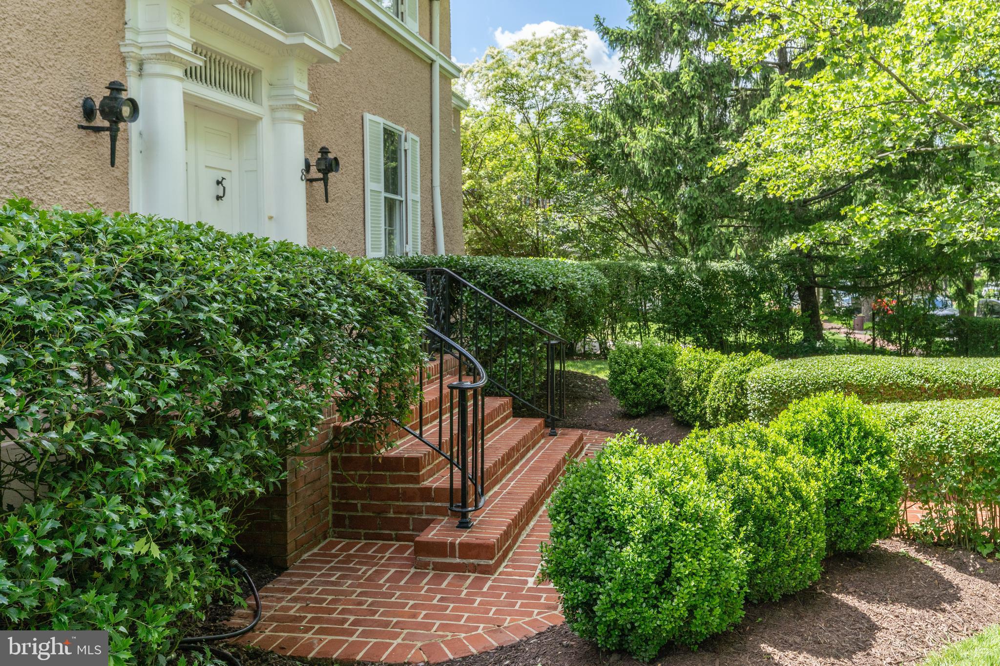 CHEVY CHASE VILLAGE - Residential