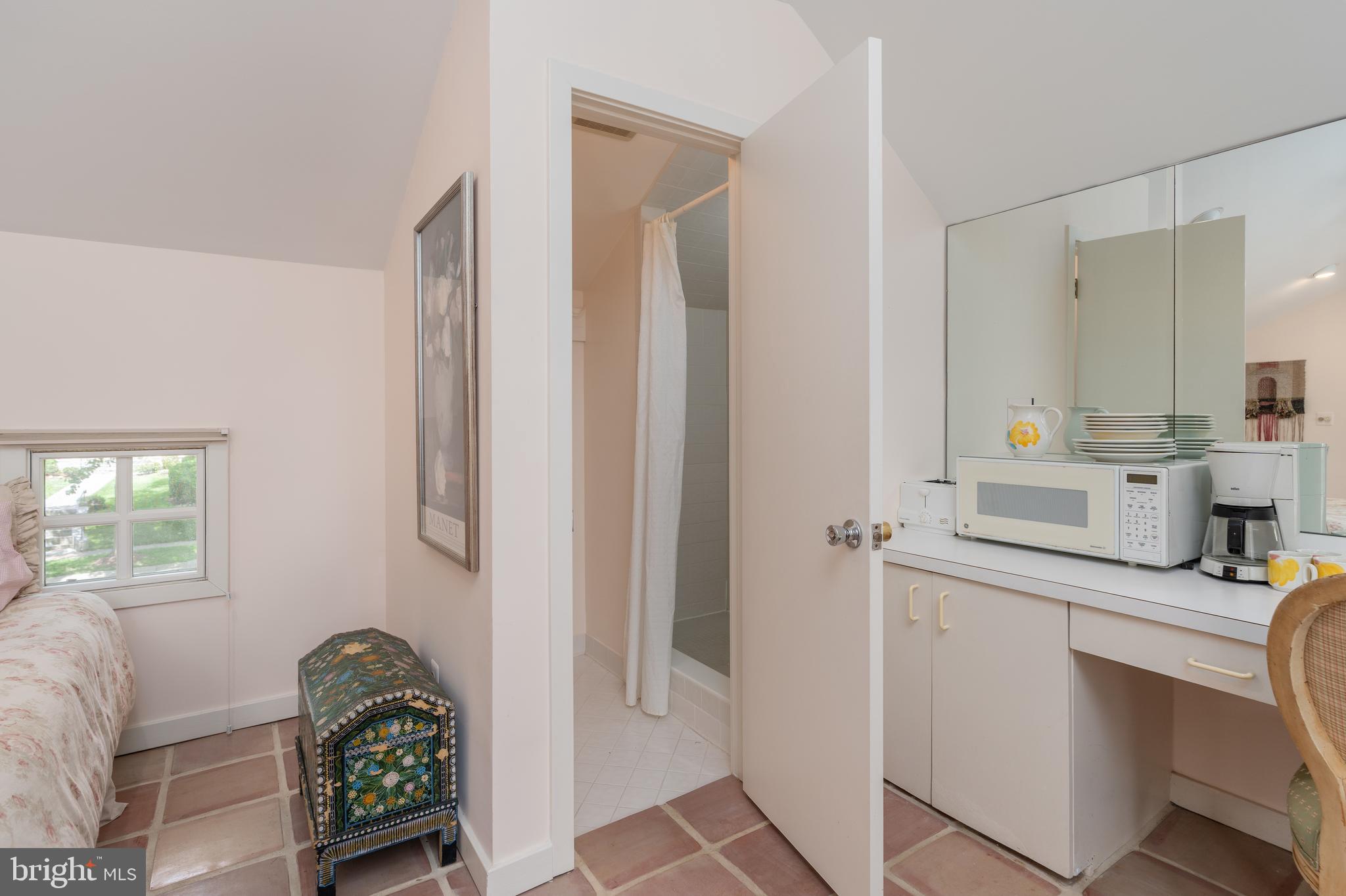 CHEVY CHASE VILLAGE - Residential