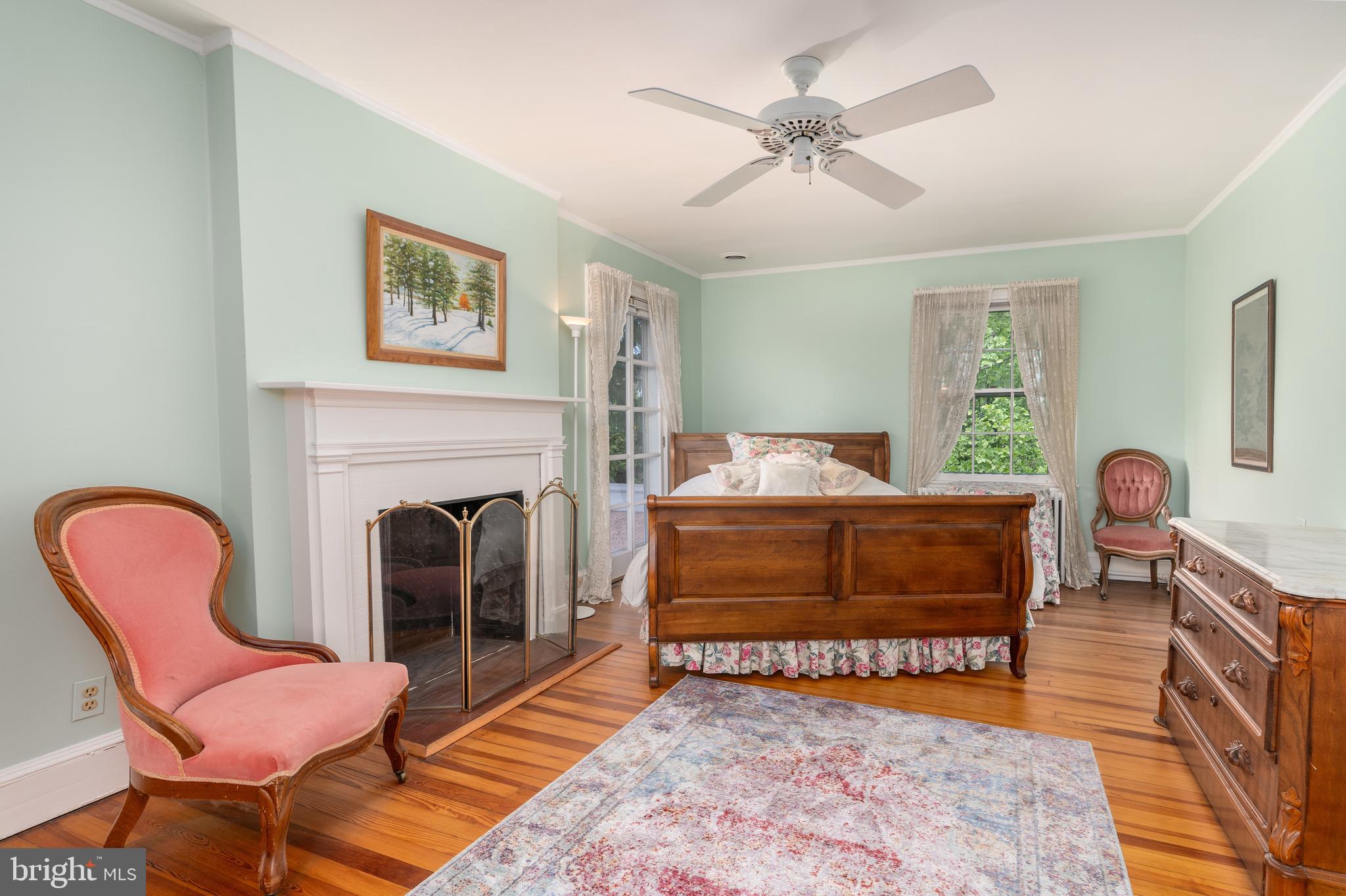 CHEVY CHASE VILLAGE - Residential