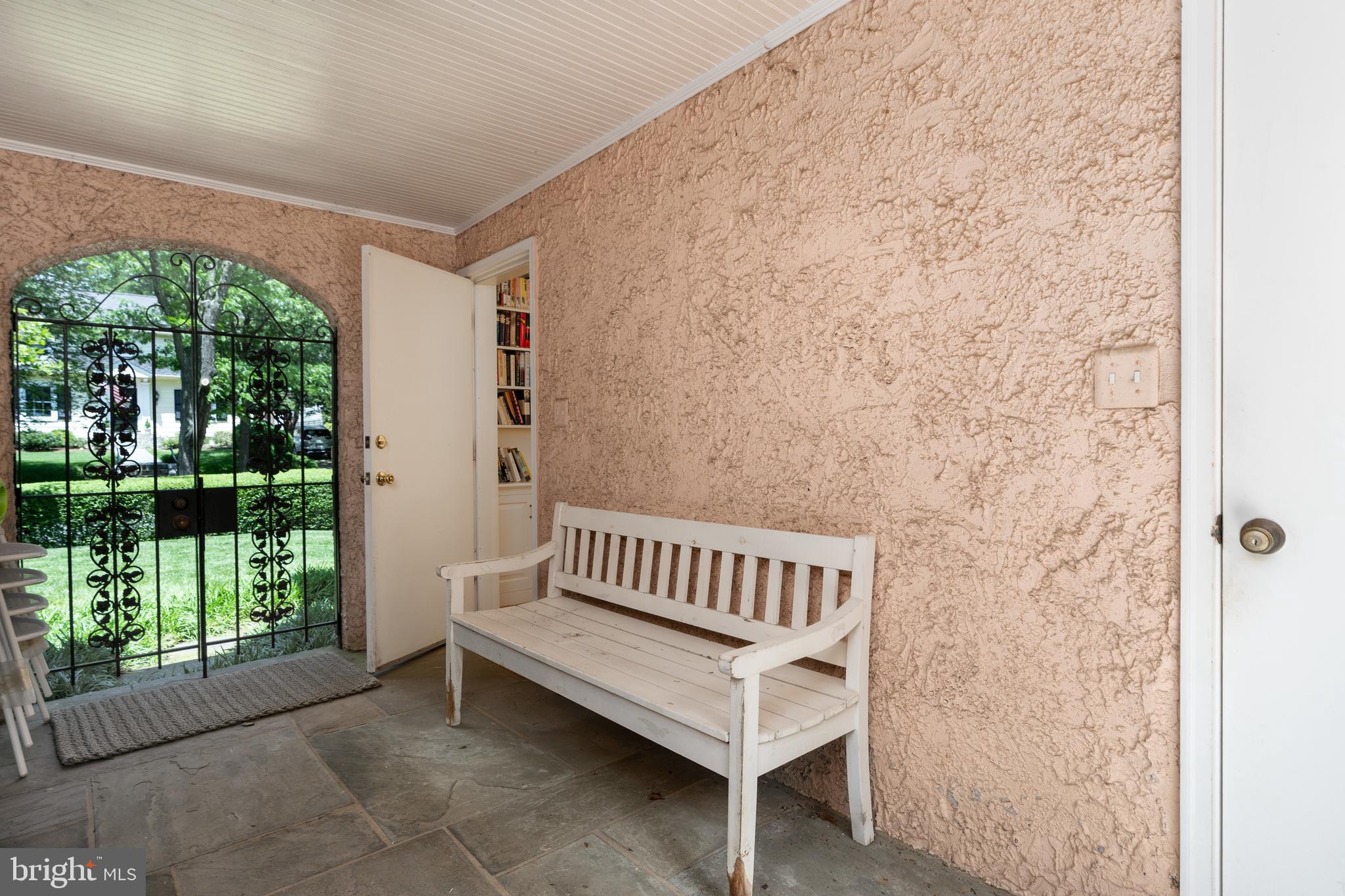 CHEVY CHASE VILLAGE - Residential