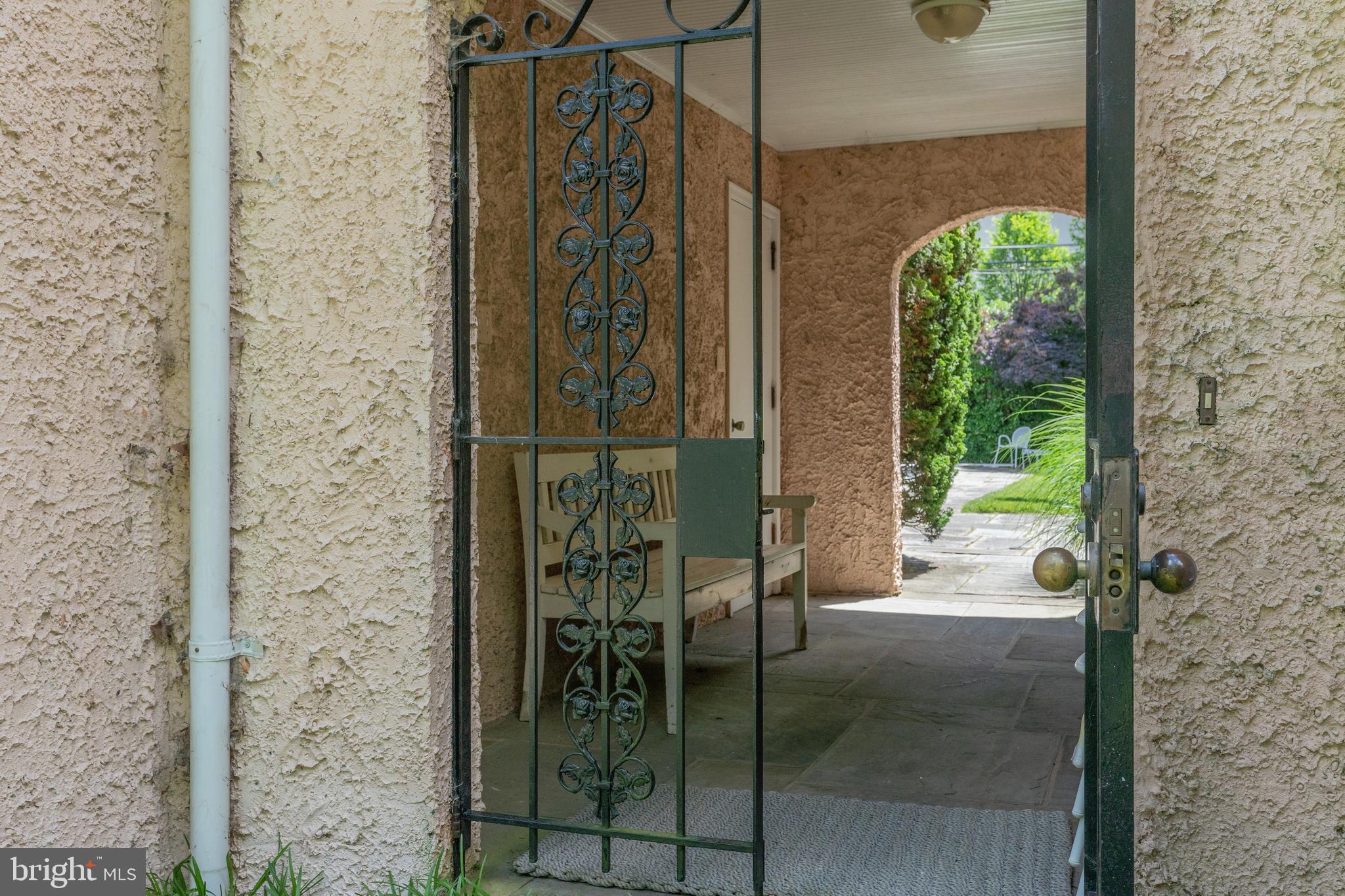 CHEVY CHASE VILLAGE - Residential