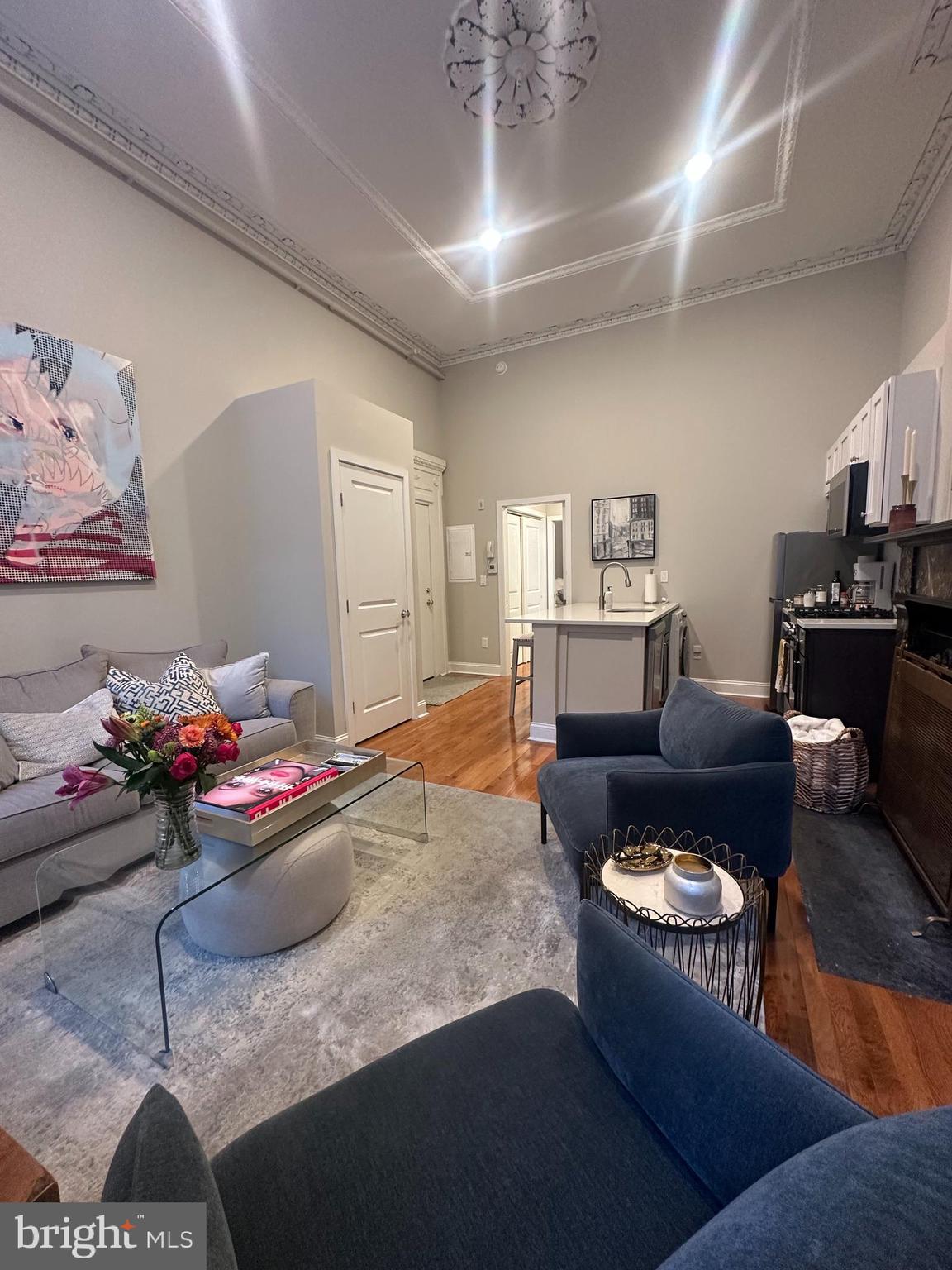 WASHINGTON SQ - Residential Lease