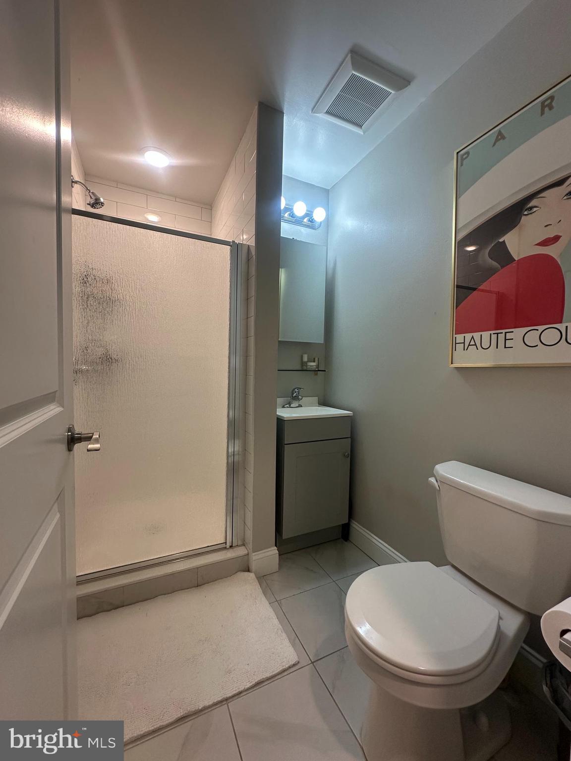 WASHINGTON SQ - Residential Lease