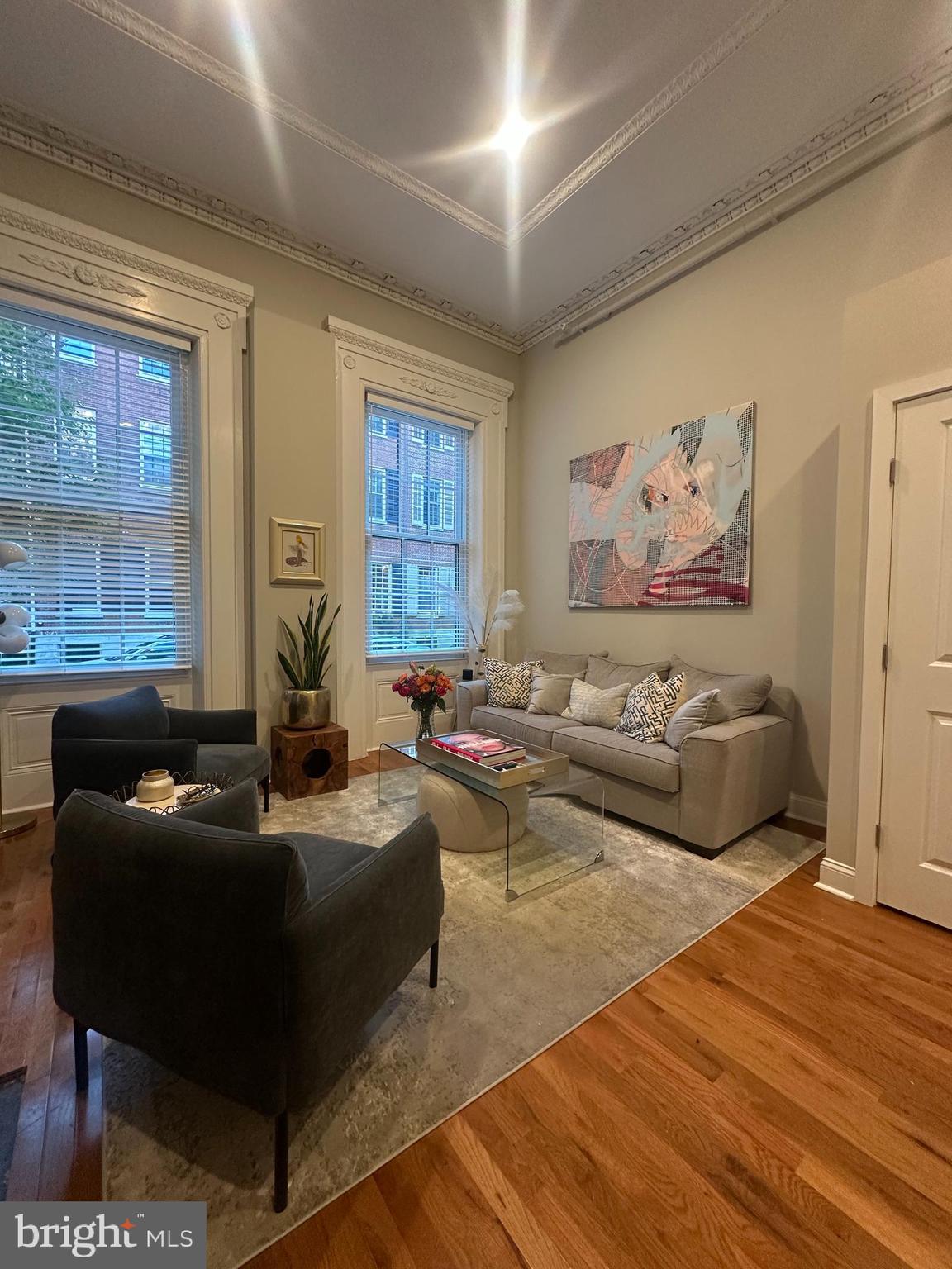WASHINGTON SQ - Residential Lease
