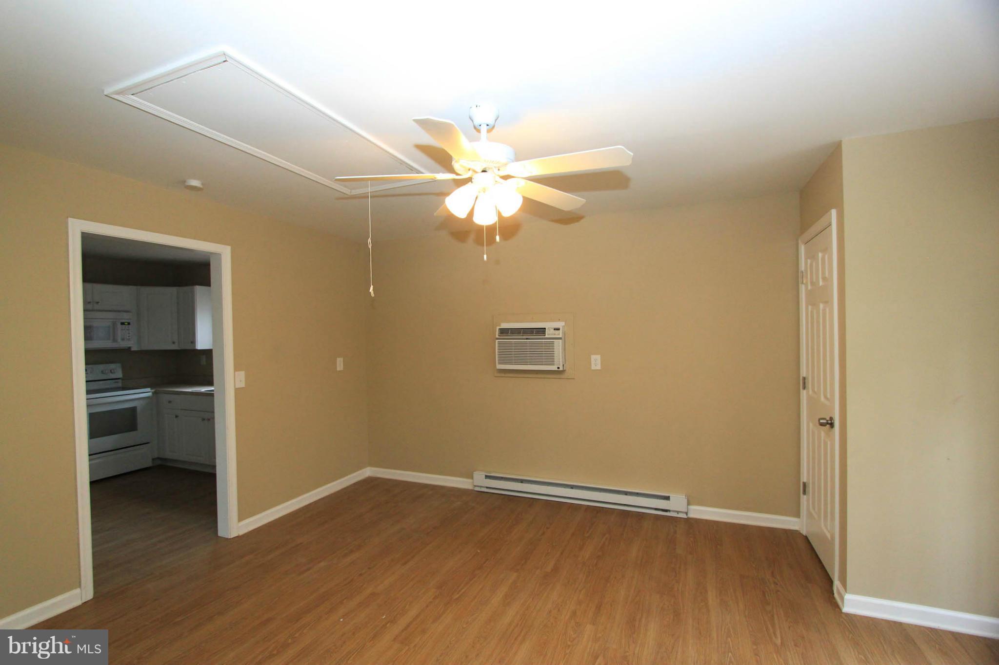 KEYES FERRY ACRES - Residential Lease