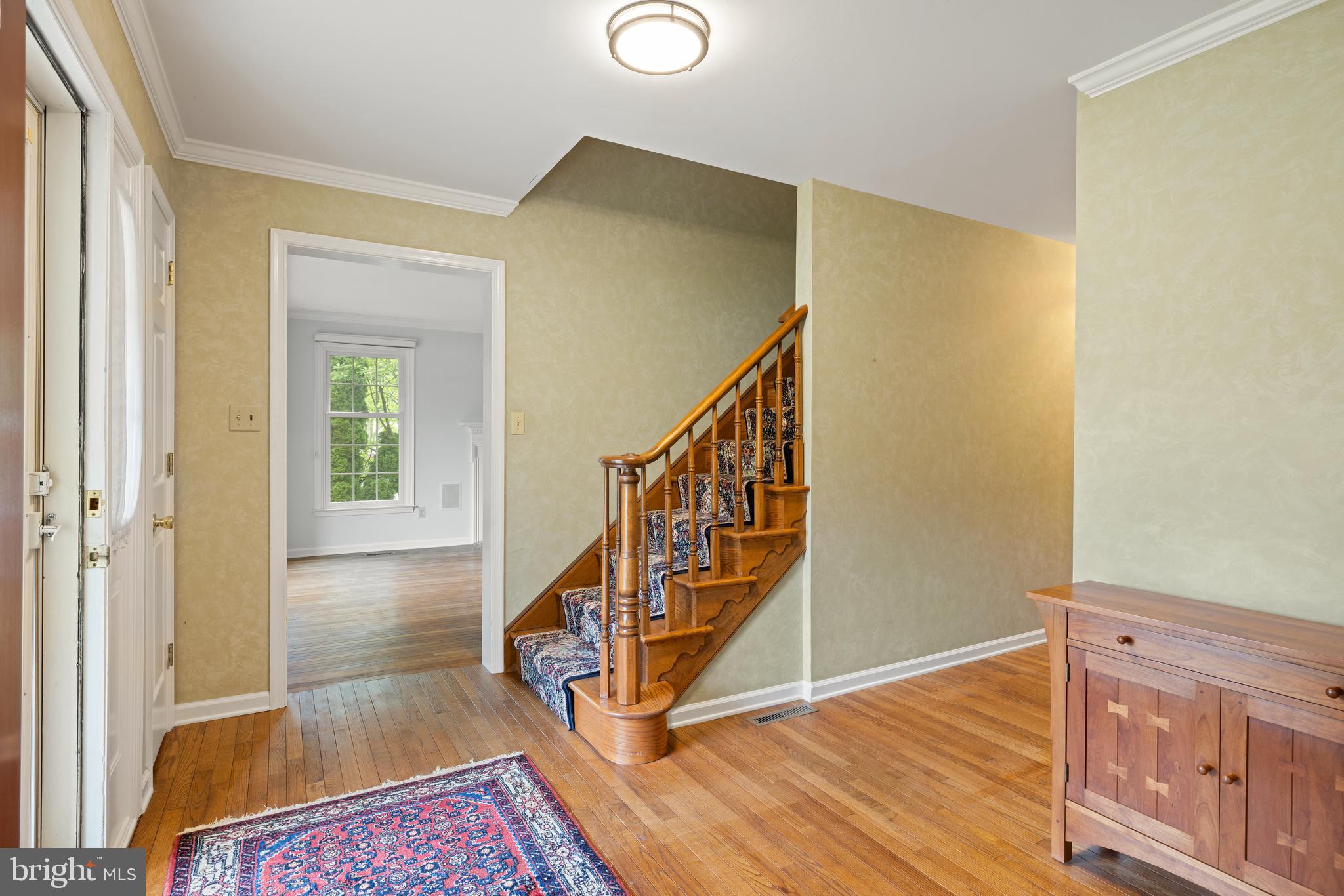 WHITE CHIMNEYS - Residential