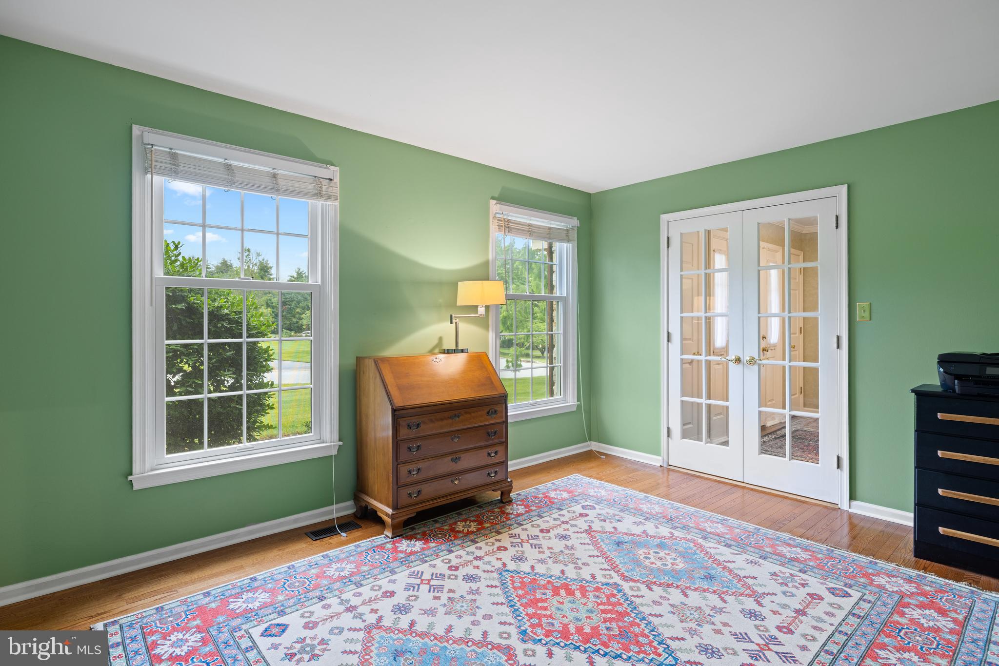 WHITE CHIMNEYS - Residential