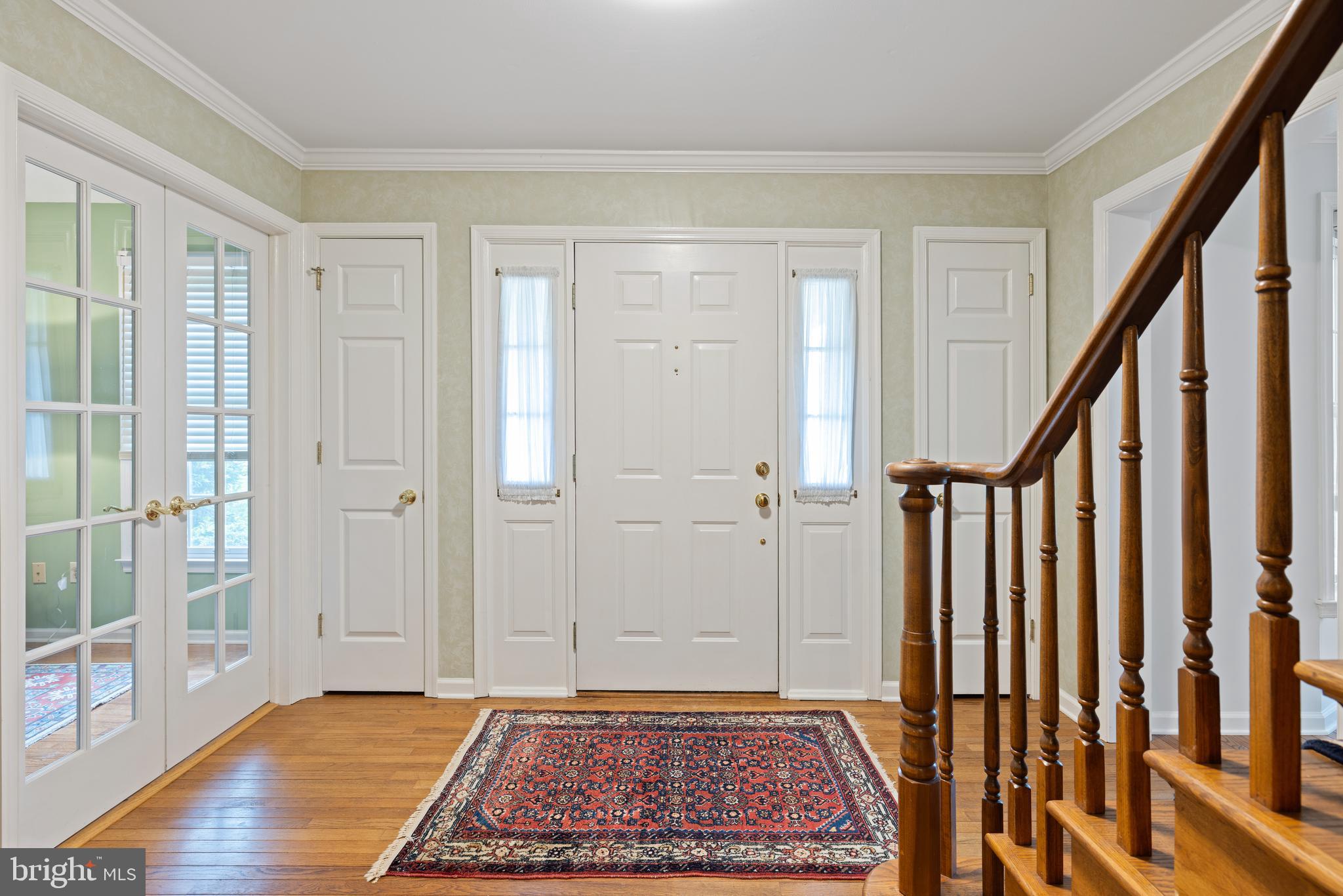 WHITE CHIMNEYS - Residential