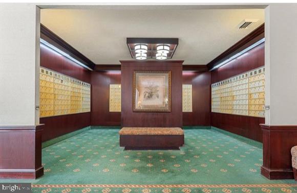 SKYLINE PLAZA - Residential