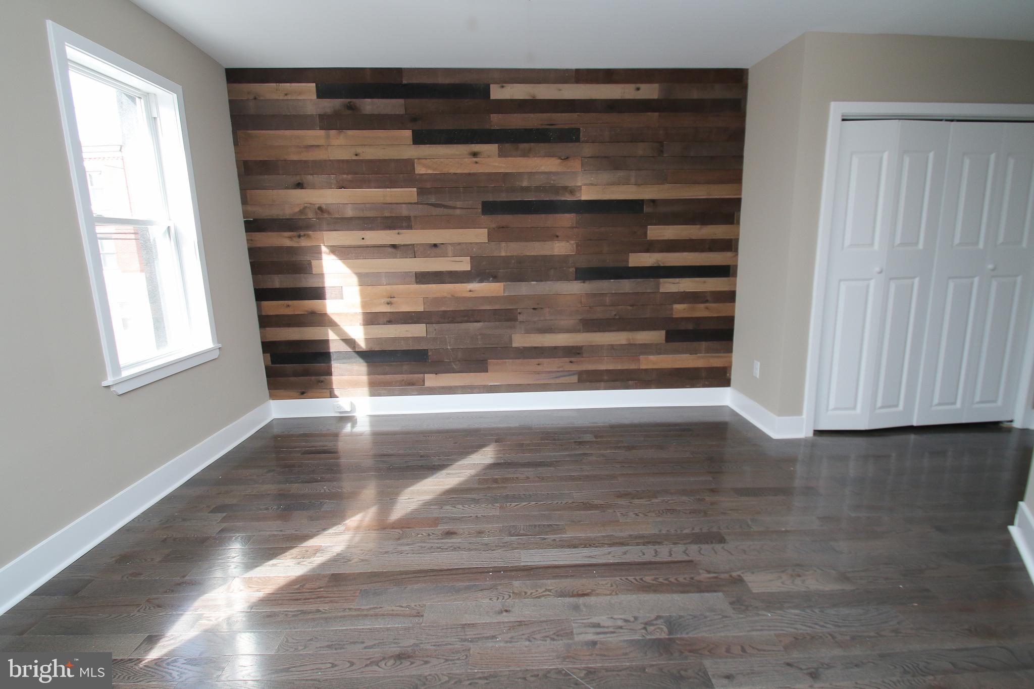 POINT BREEZE - Residential
