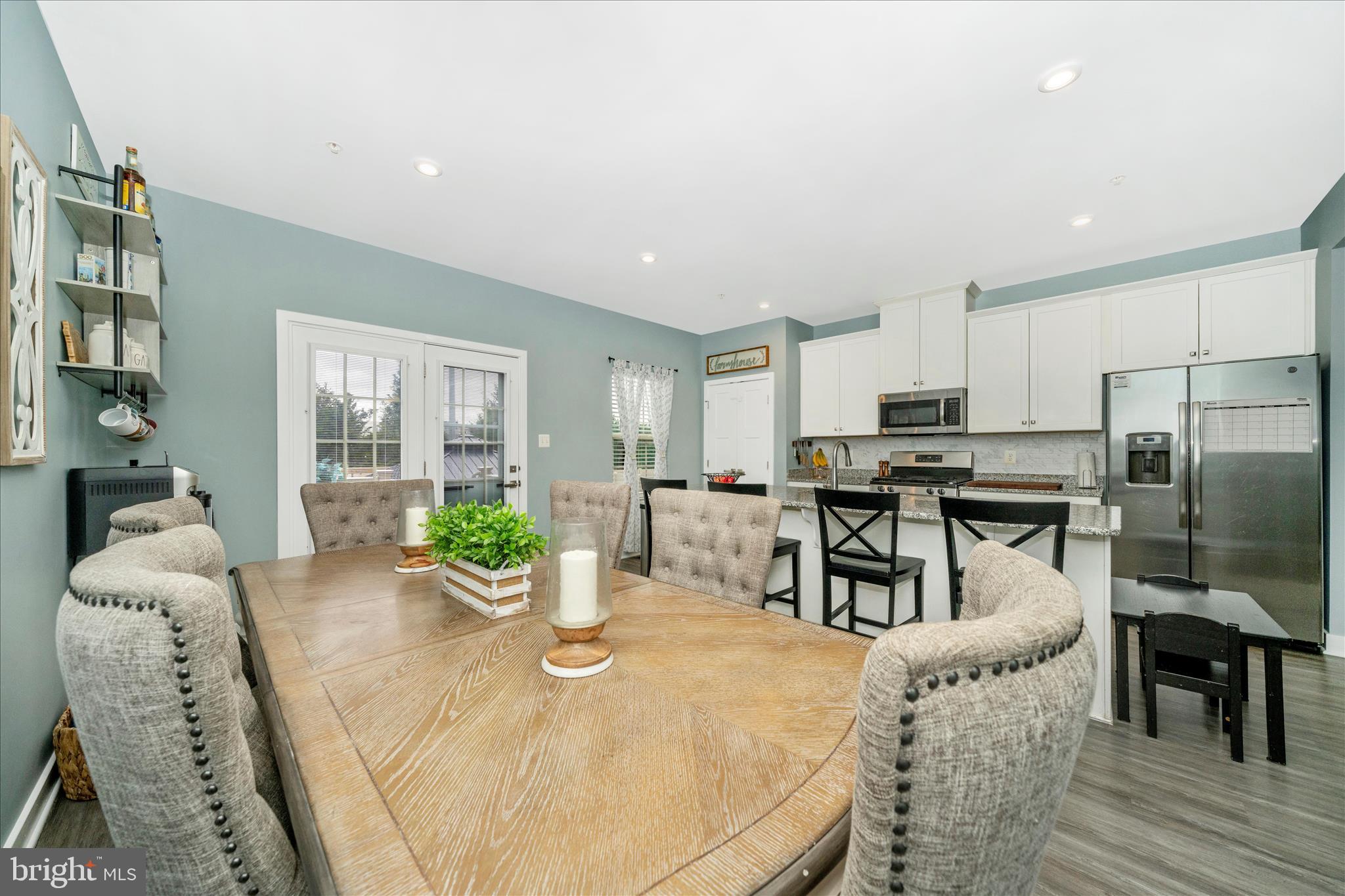 OAKDALE VILLAGE - Residential