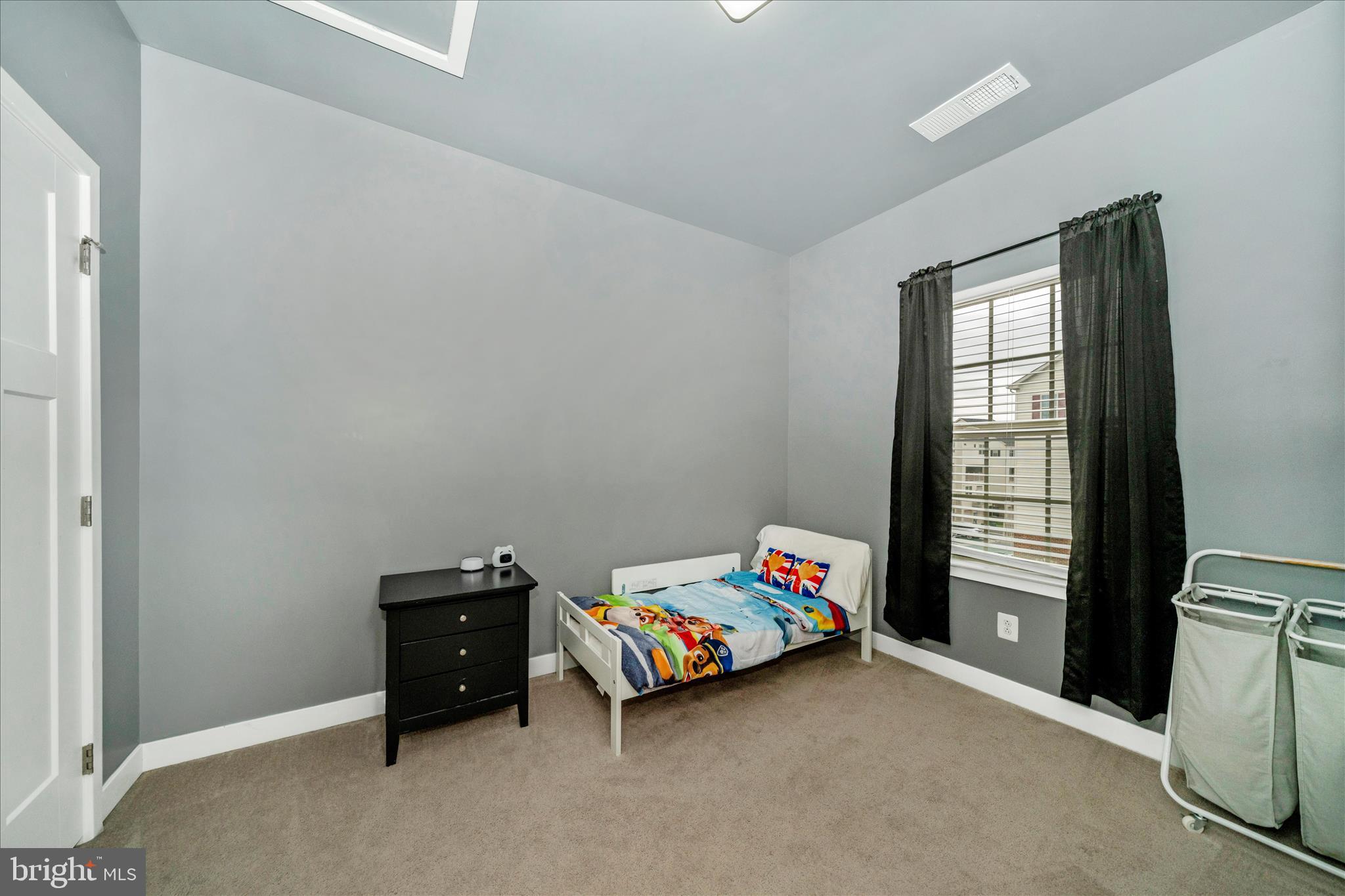 OAKDALE VILLAGE - Residential