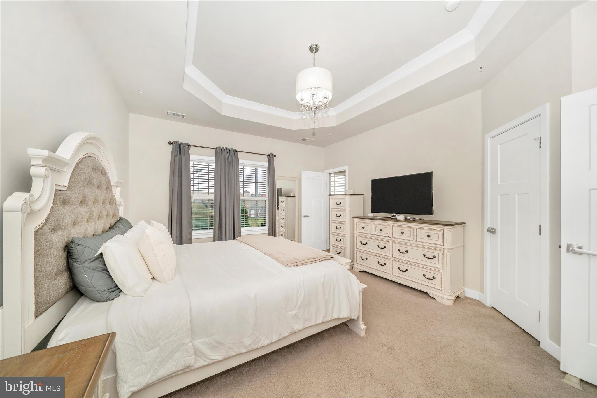 OAKDALE VILLAGE - Residential