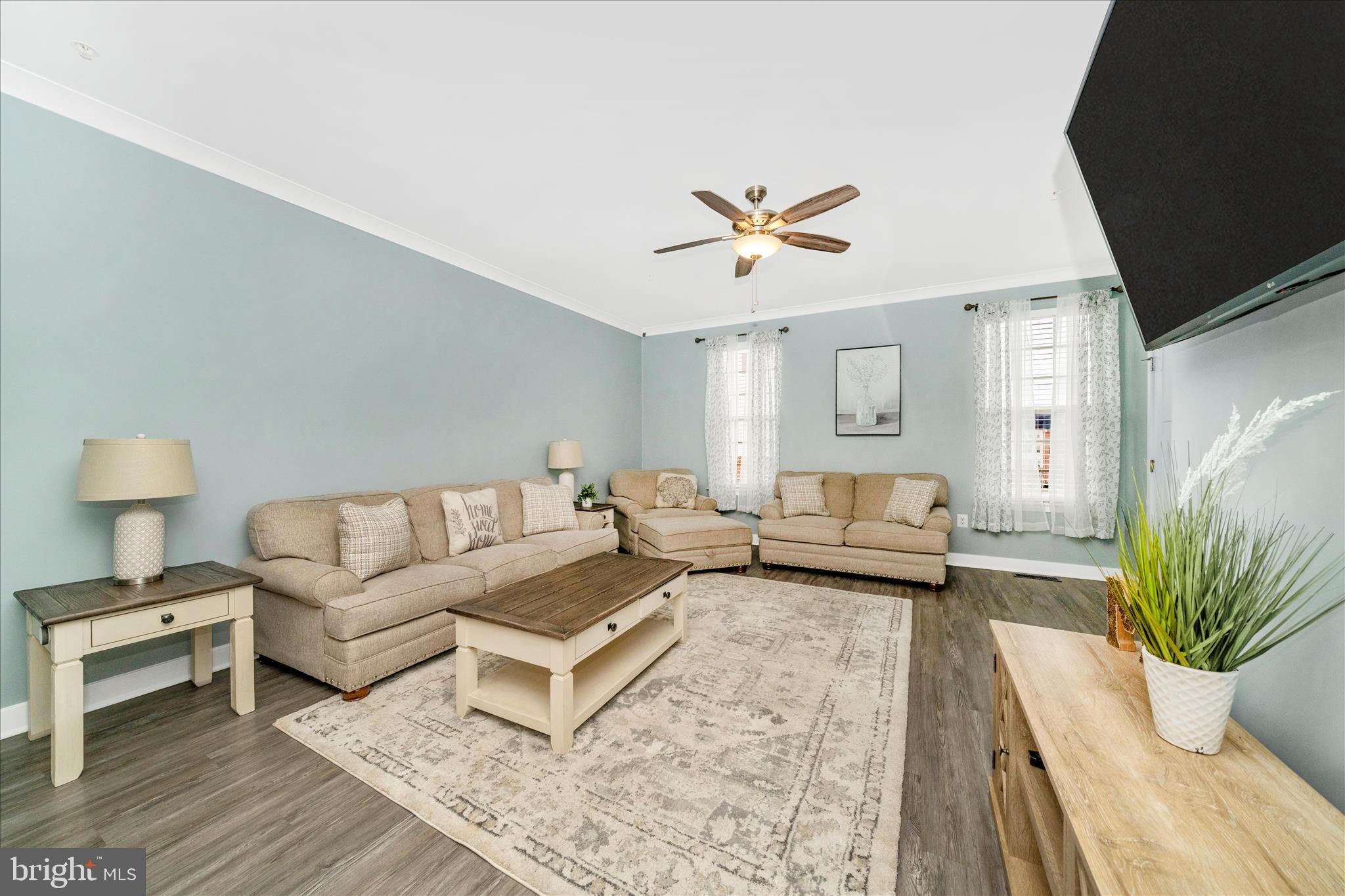 OAKDALE VILLAGE - Residential