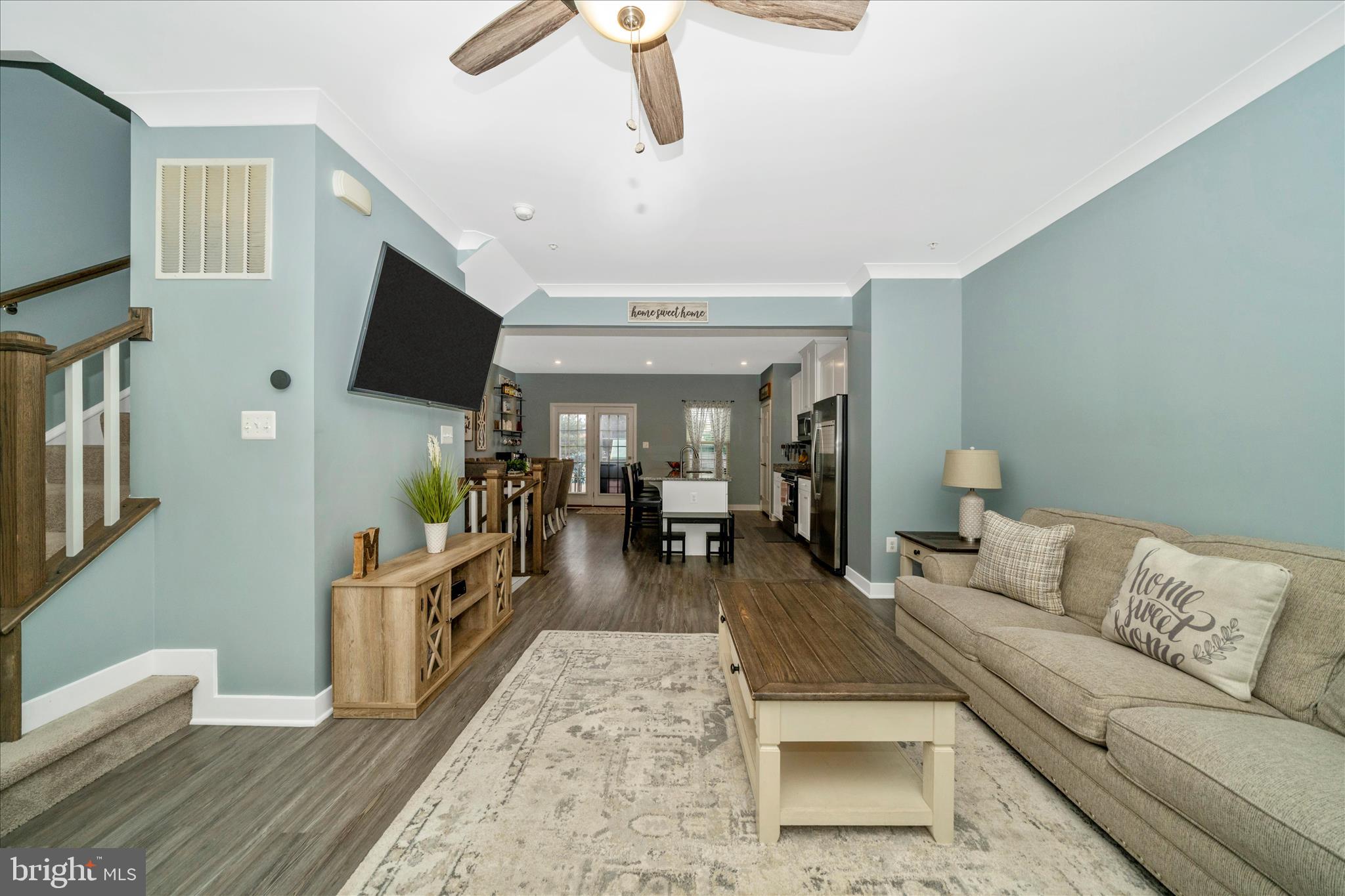 OAKDALE VILLAGE - Residential