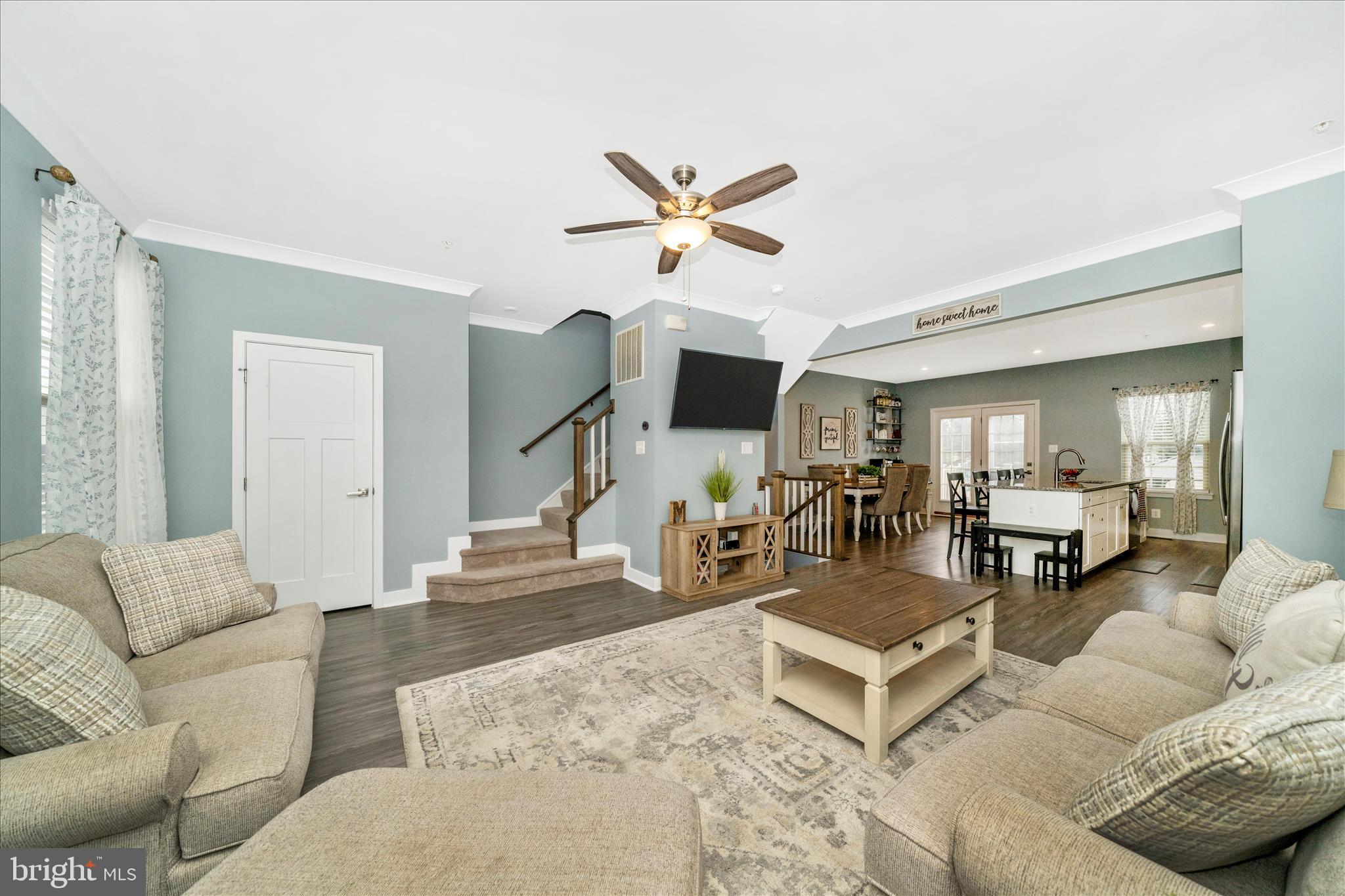 OAKDALE VILLAGE - Residential