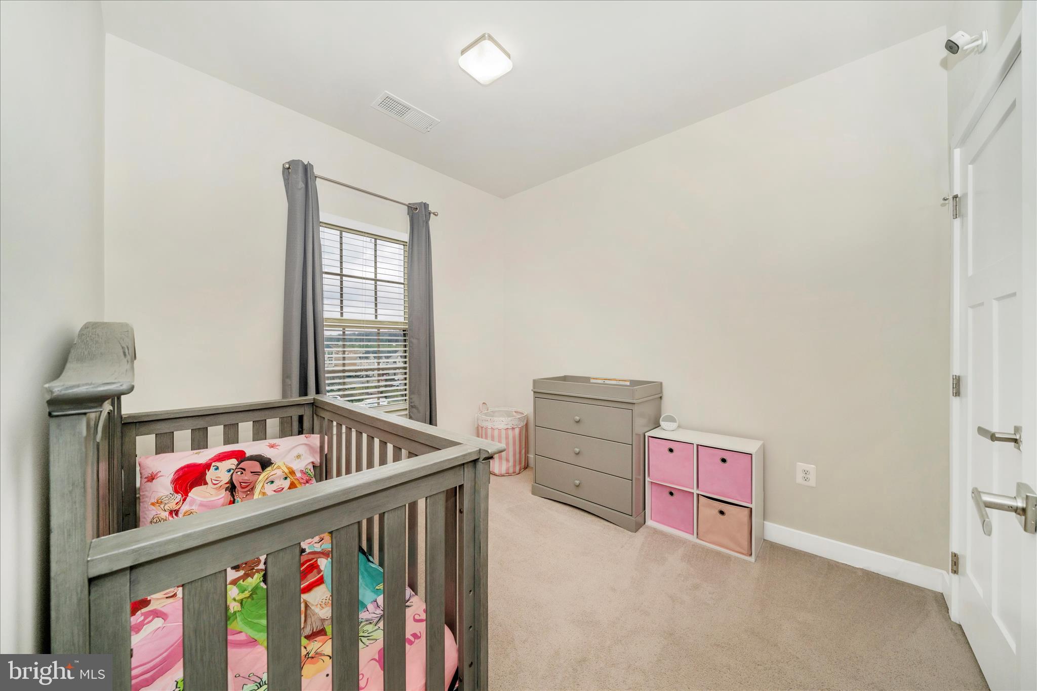 OAKDALE VILLAGE - Residential