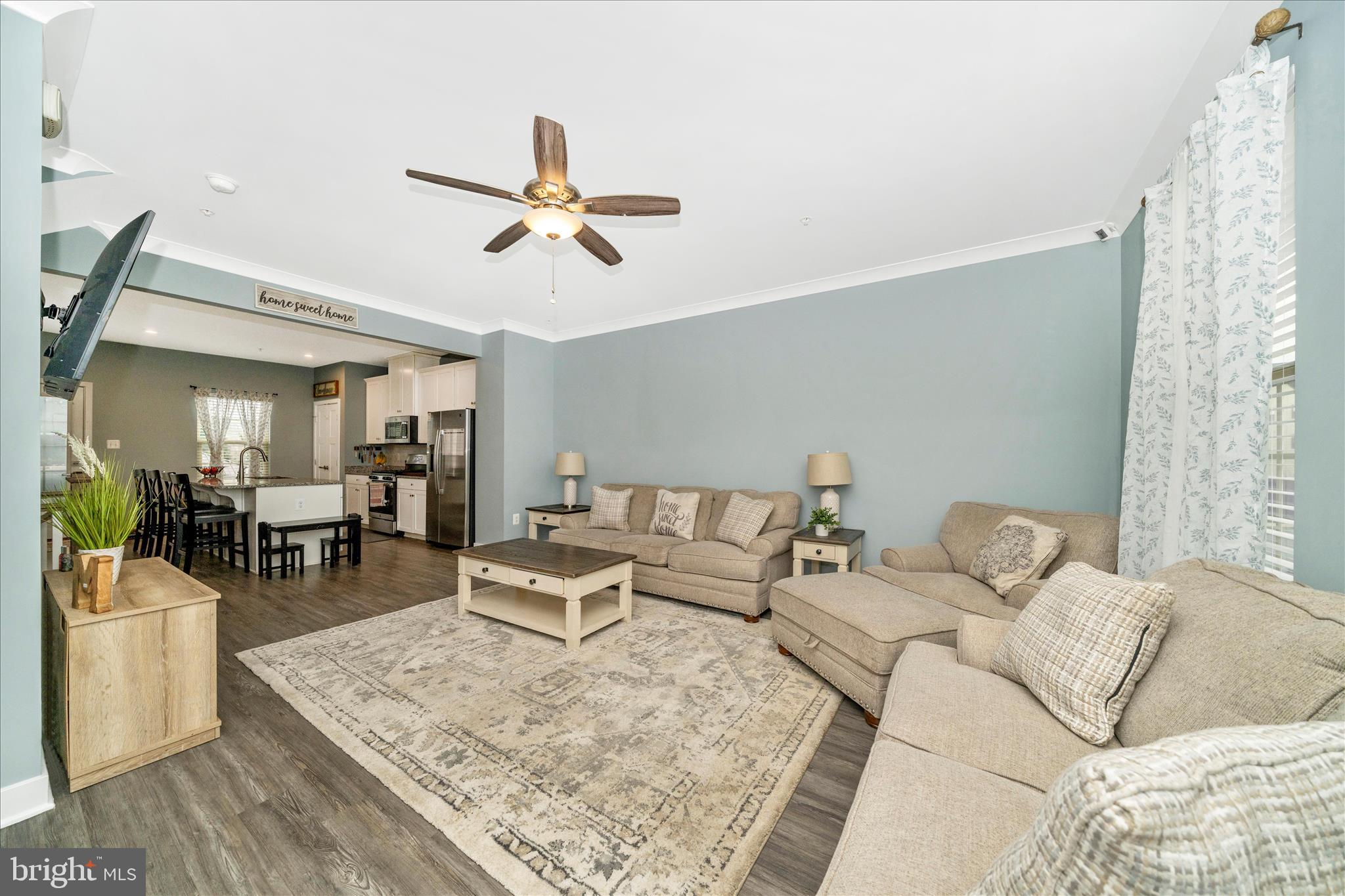 OAKDALE VILLAGE - Residential