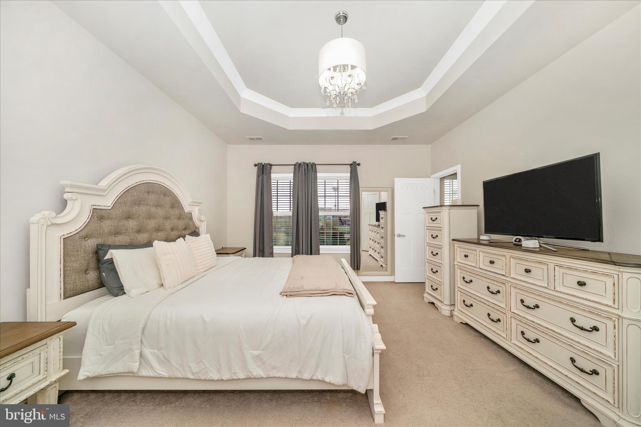 OAKDALE VILLAGE - Residential