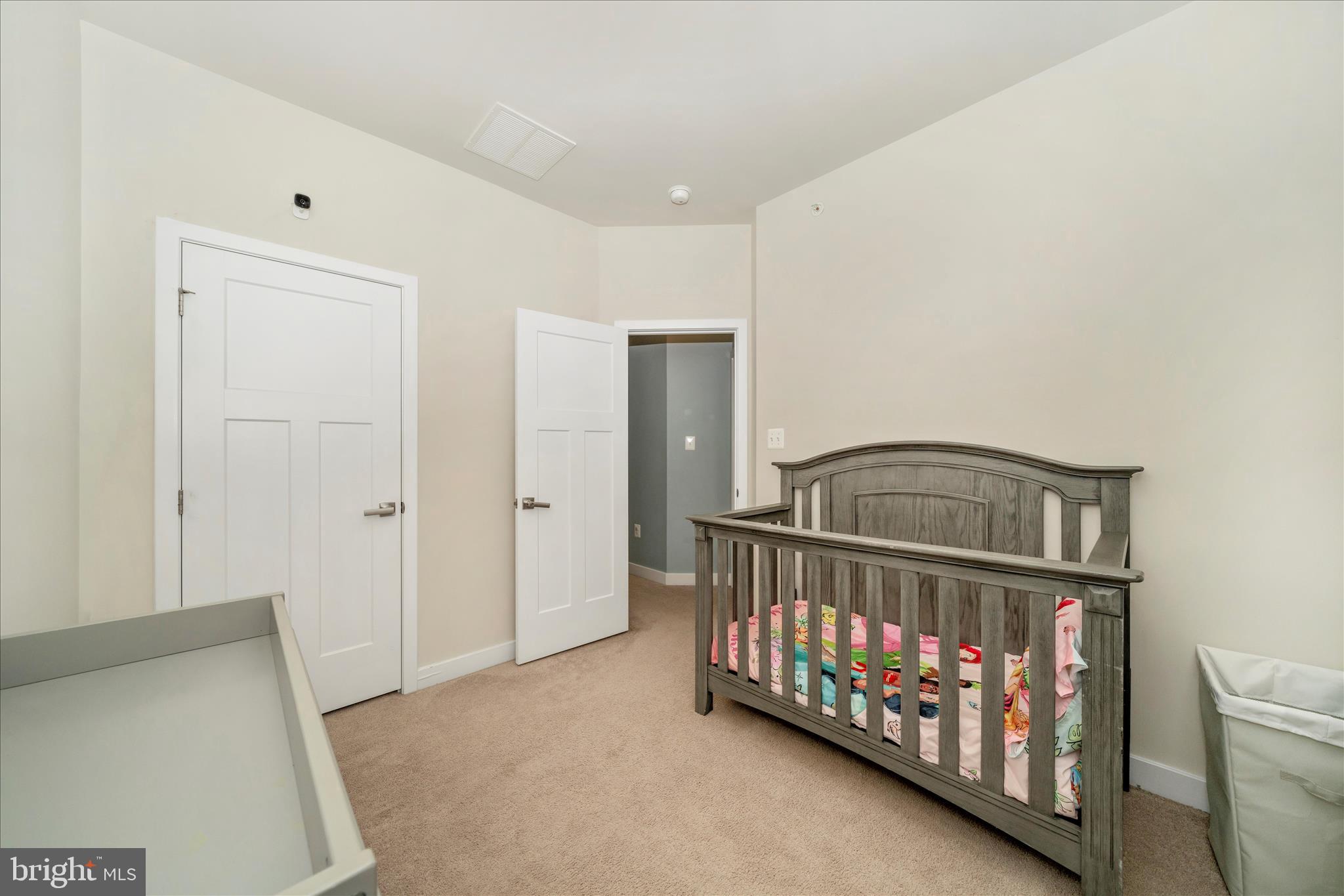 OAKDALE VILLAGE - Residential