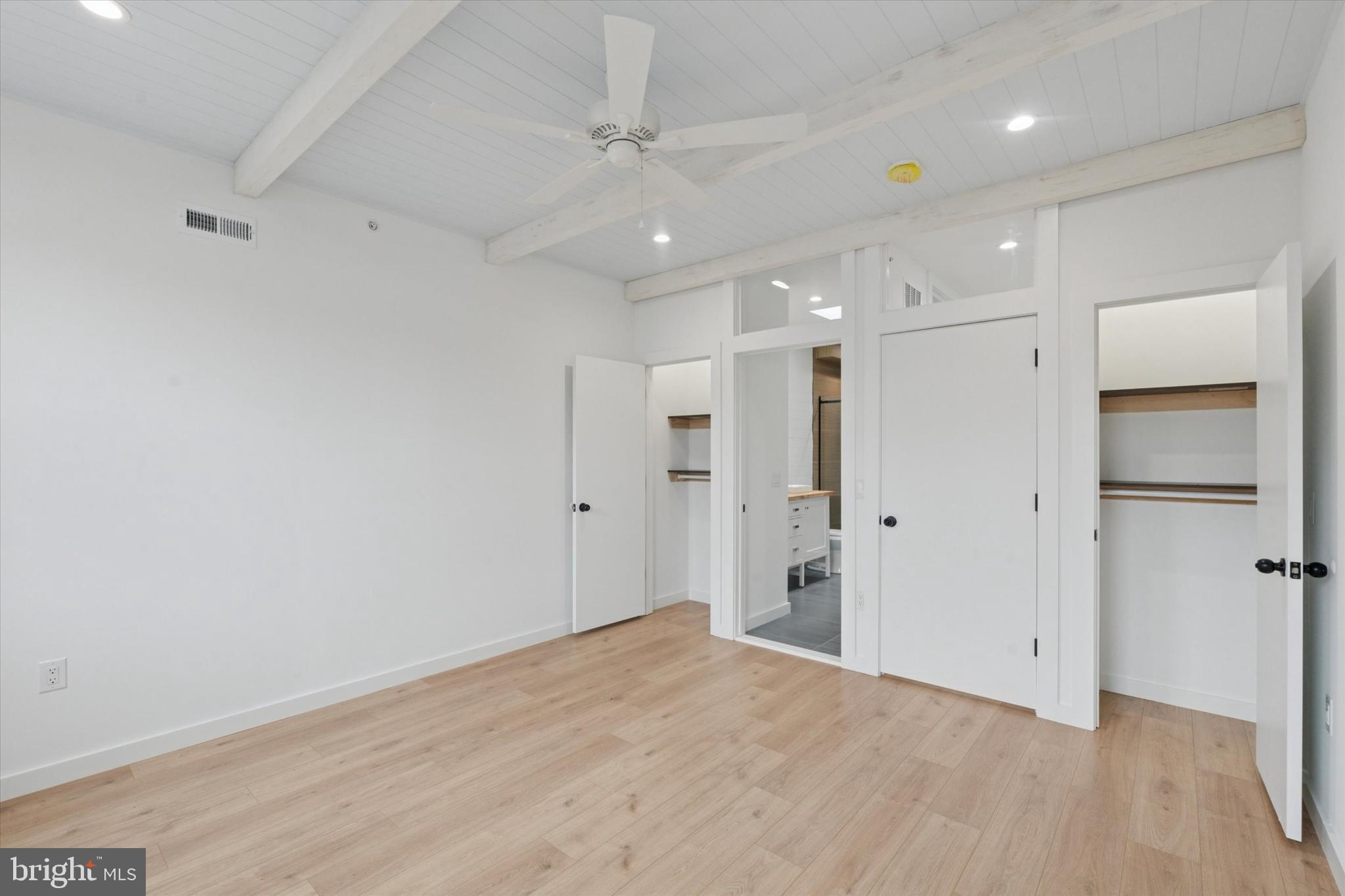 STRAWBERRY MANSION - Residential