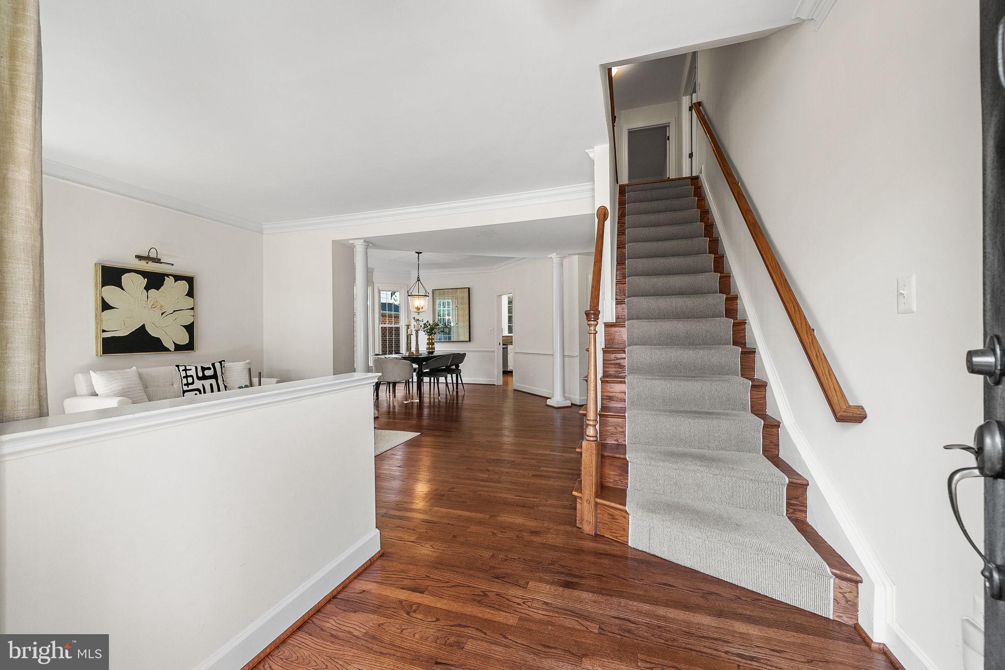9828 FOX REST LANE