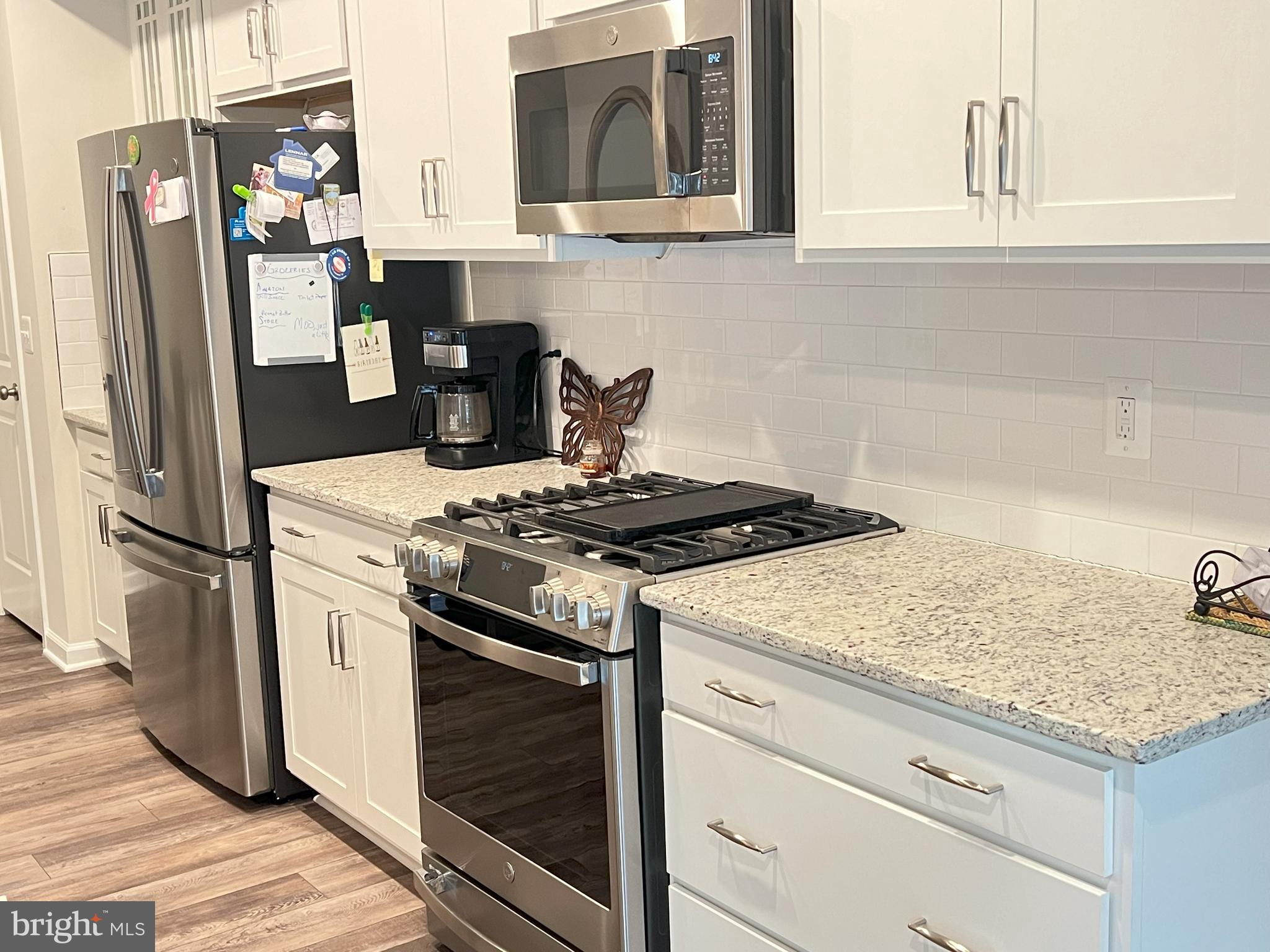 RIPPON LANDING - Residential