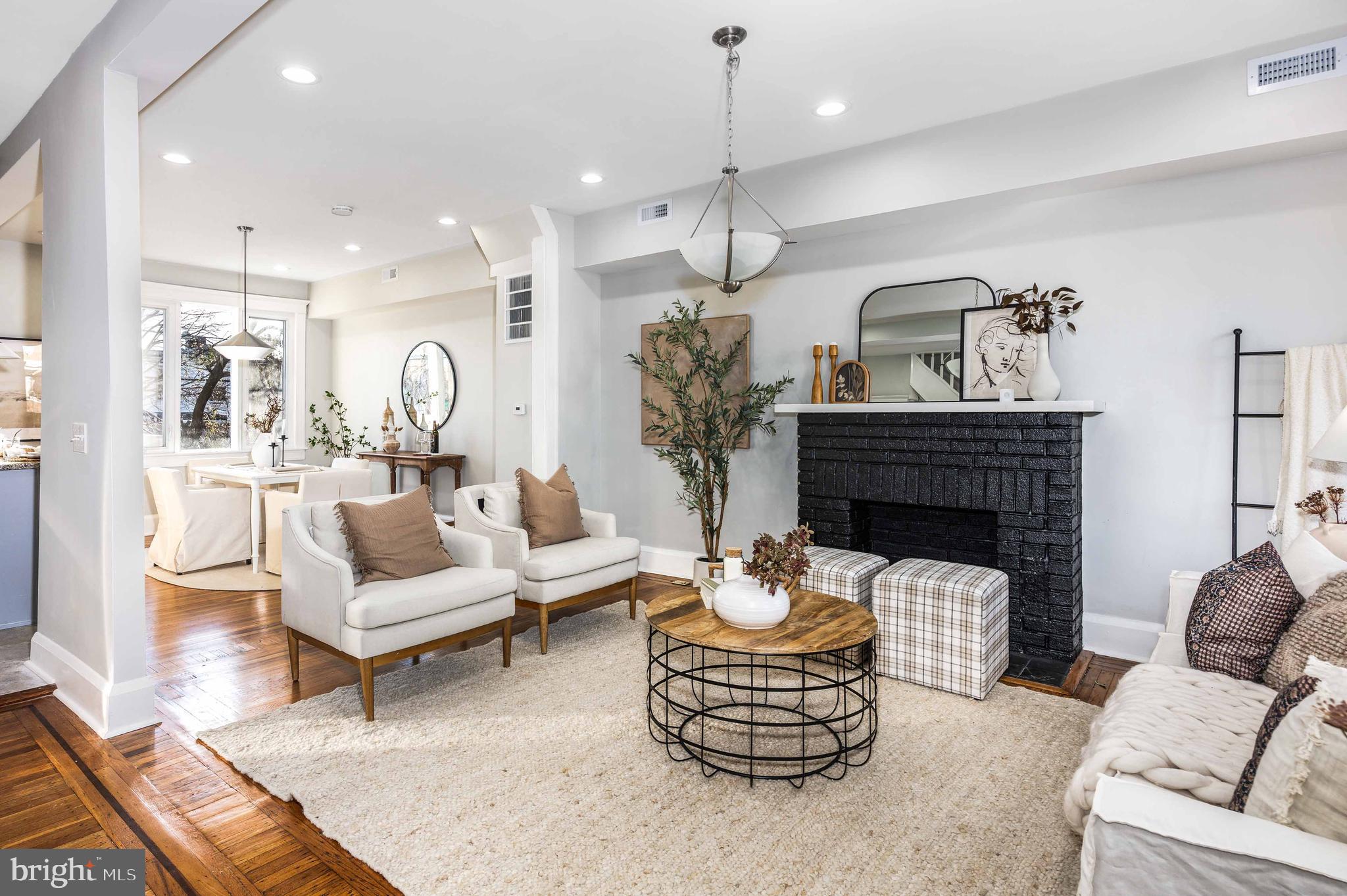 MONTEBELLO - Residential