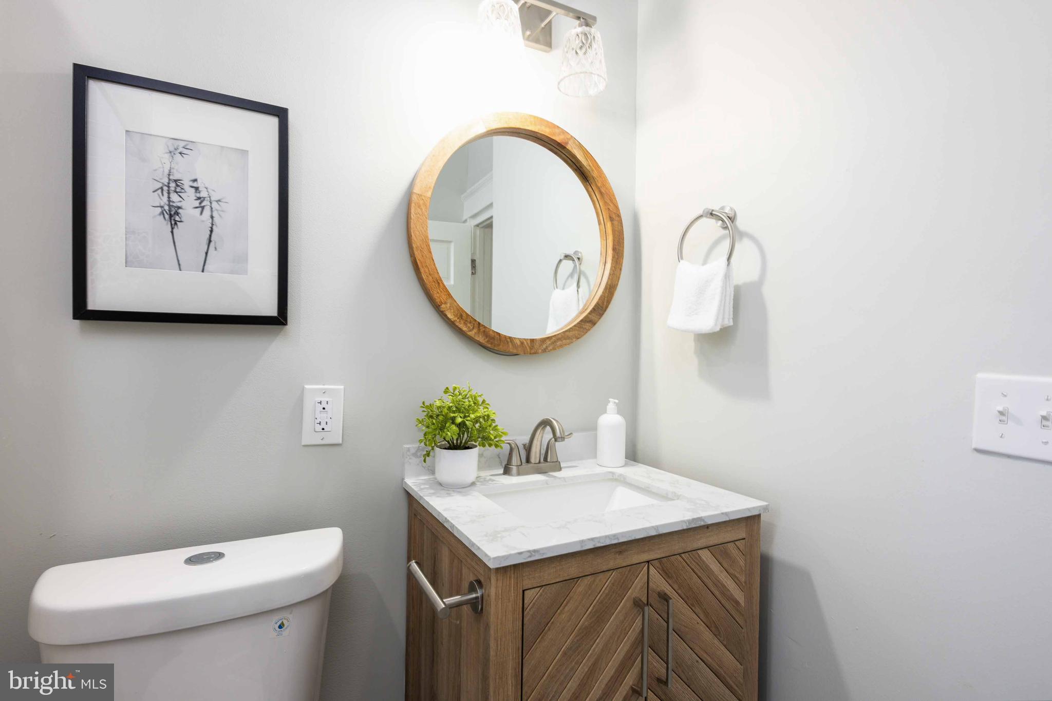 MONTEBELLO - Residential