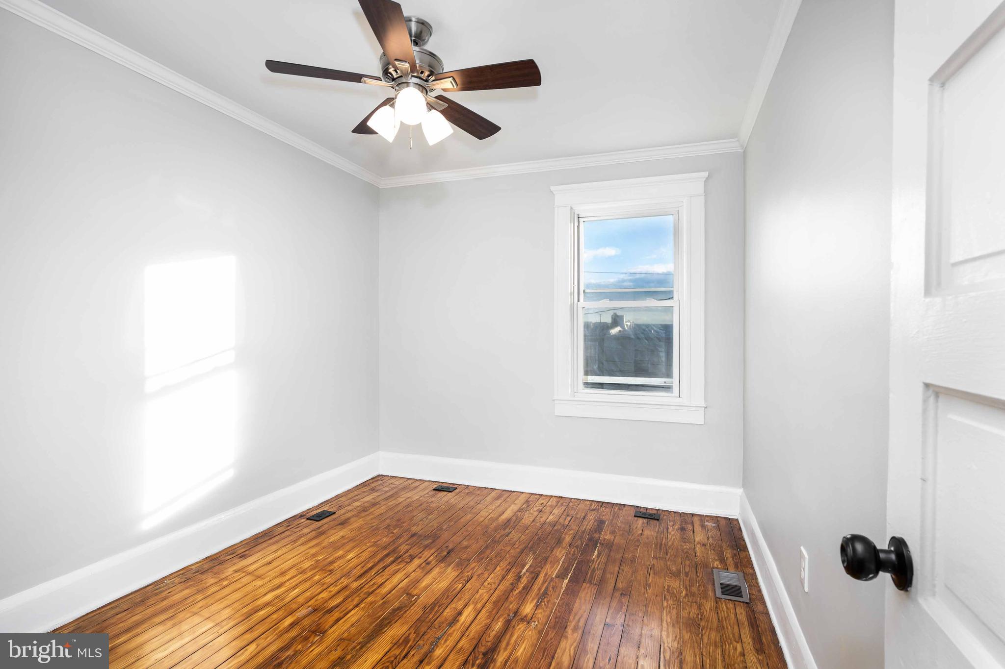 MONTEBELLO - Residential