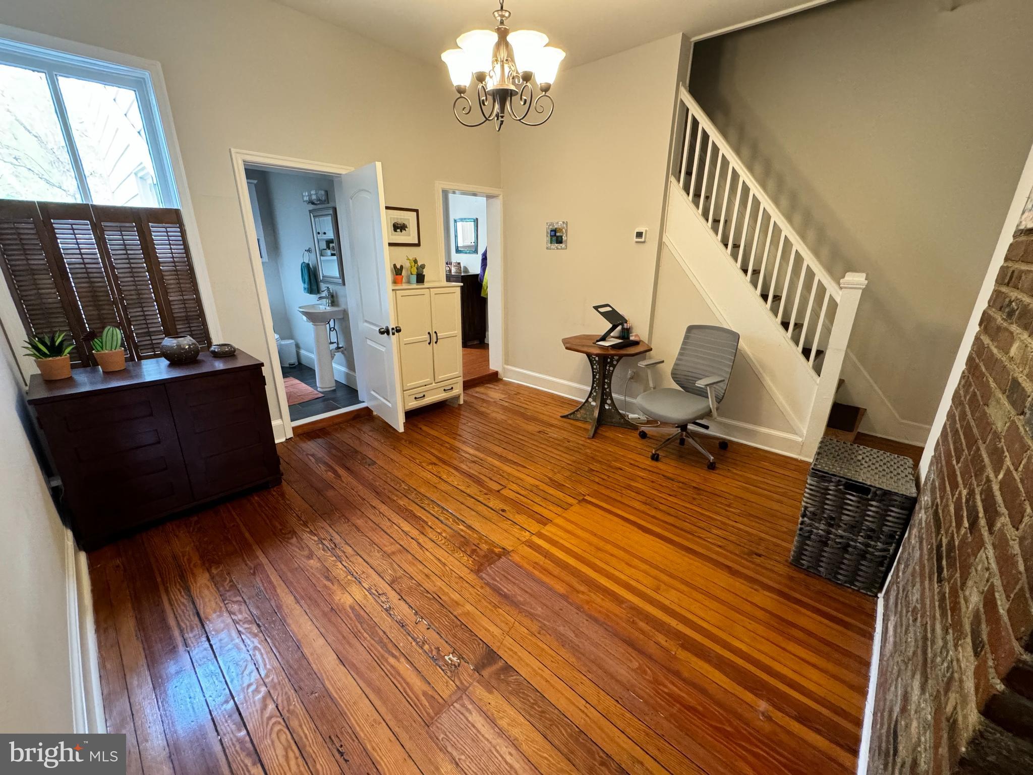 OLD TOWN - Residential Lease