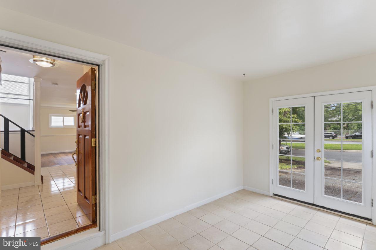 TWINBROOK FOREST - Residential