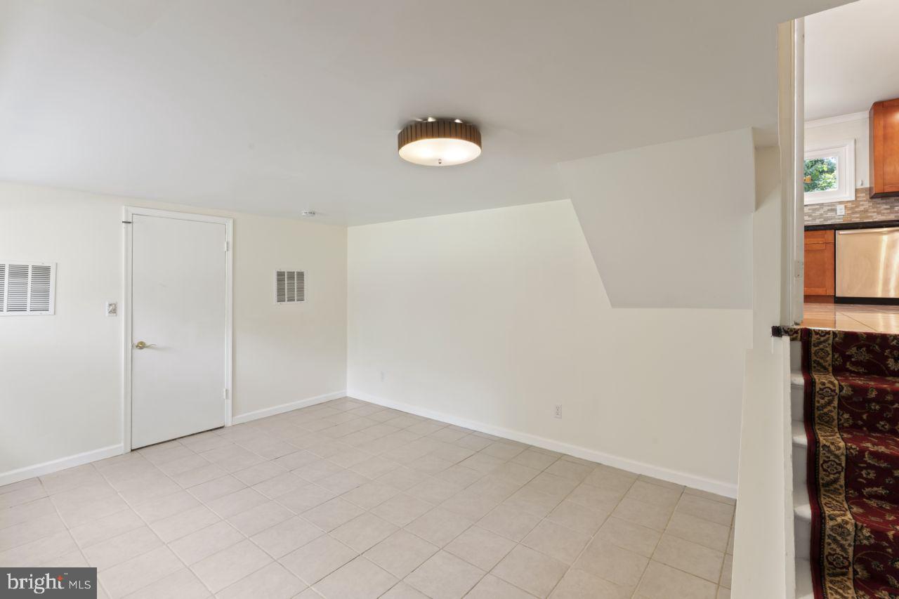 TWINBROOK FOREST - Residential