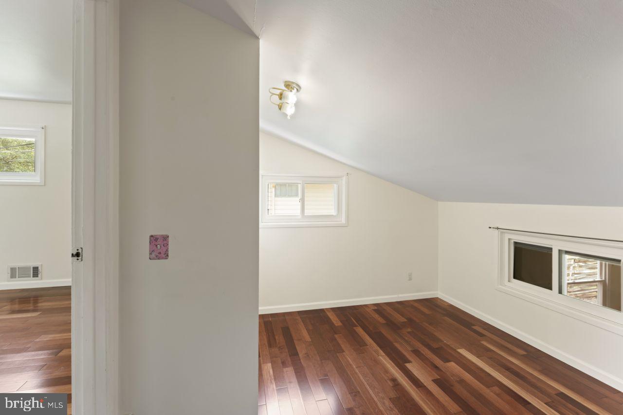 TWINBROOK FOREST - Residential