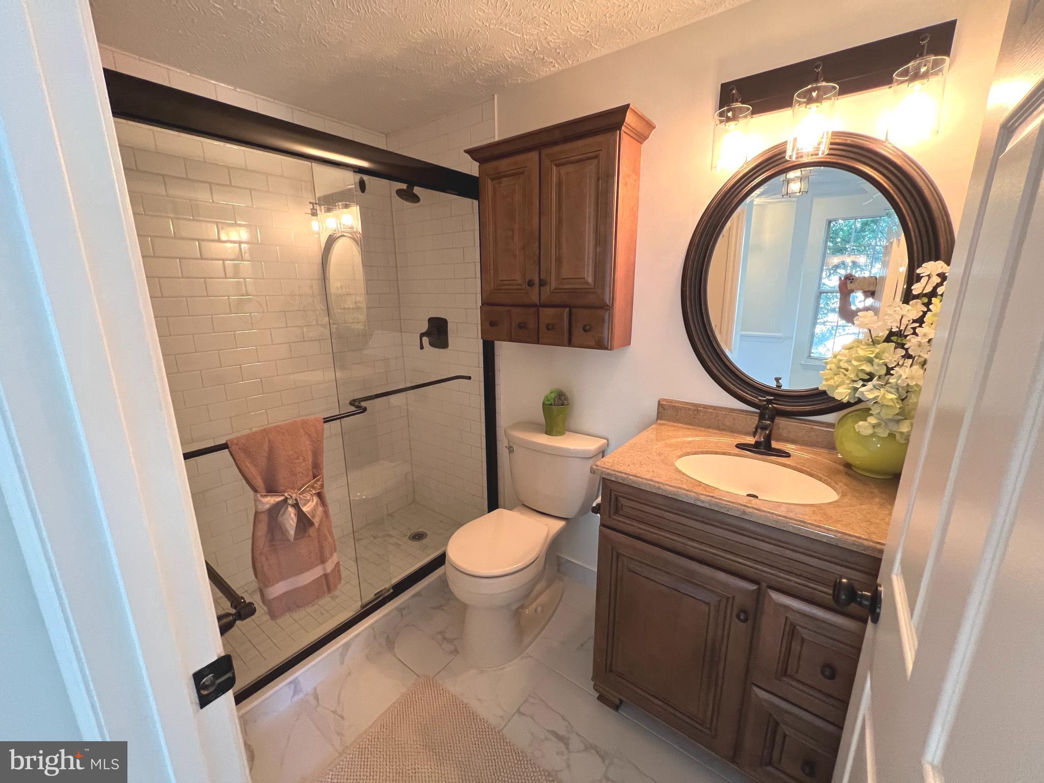 ASHBURN VILLAGE - Residential