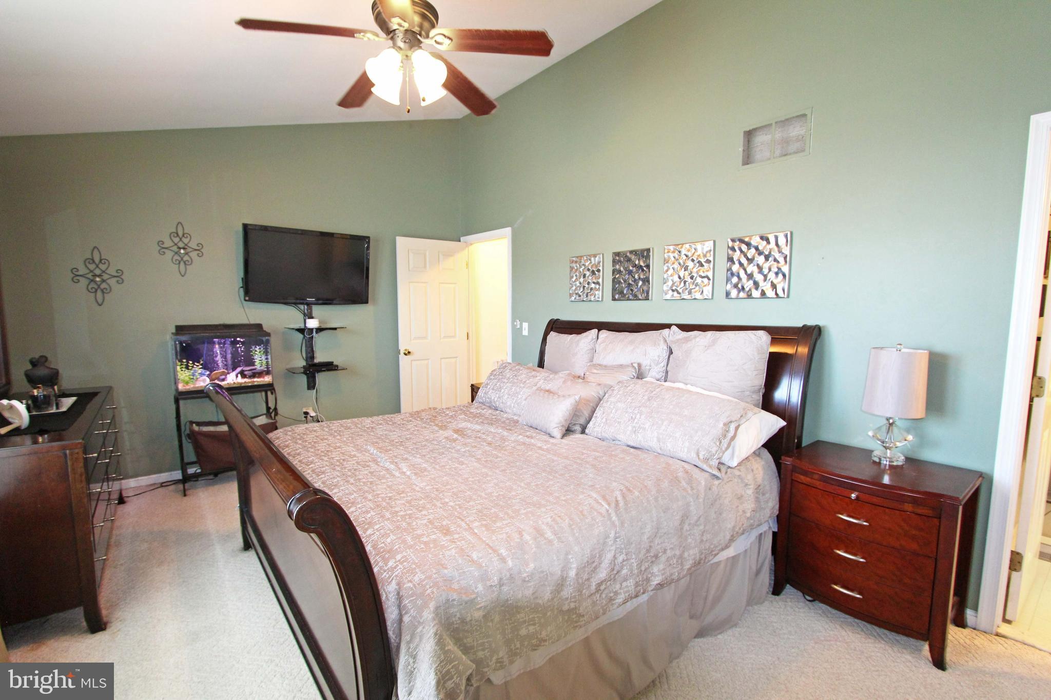 WEST SHORE - Residential