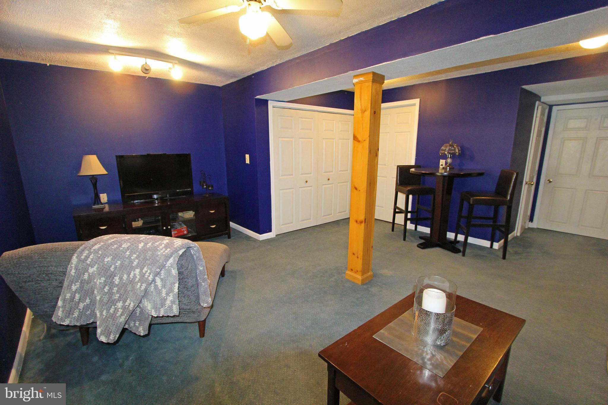 WEST SHORE - Residential