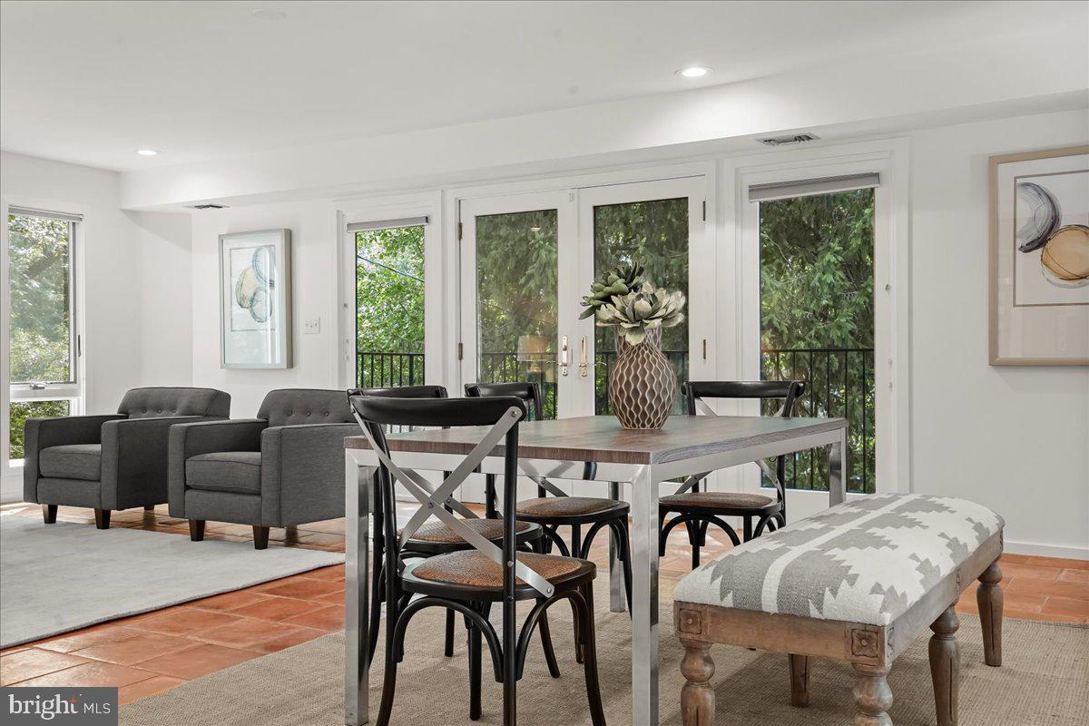 GLEN ECHO HEIGHTS - Residential