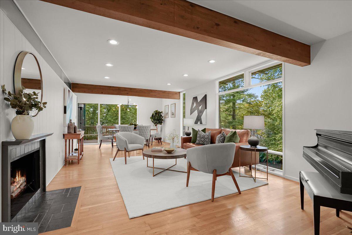 GLEN ECHO HEIGHTS - Residential