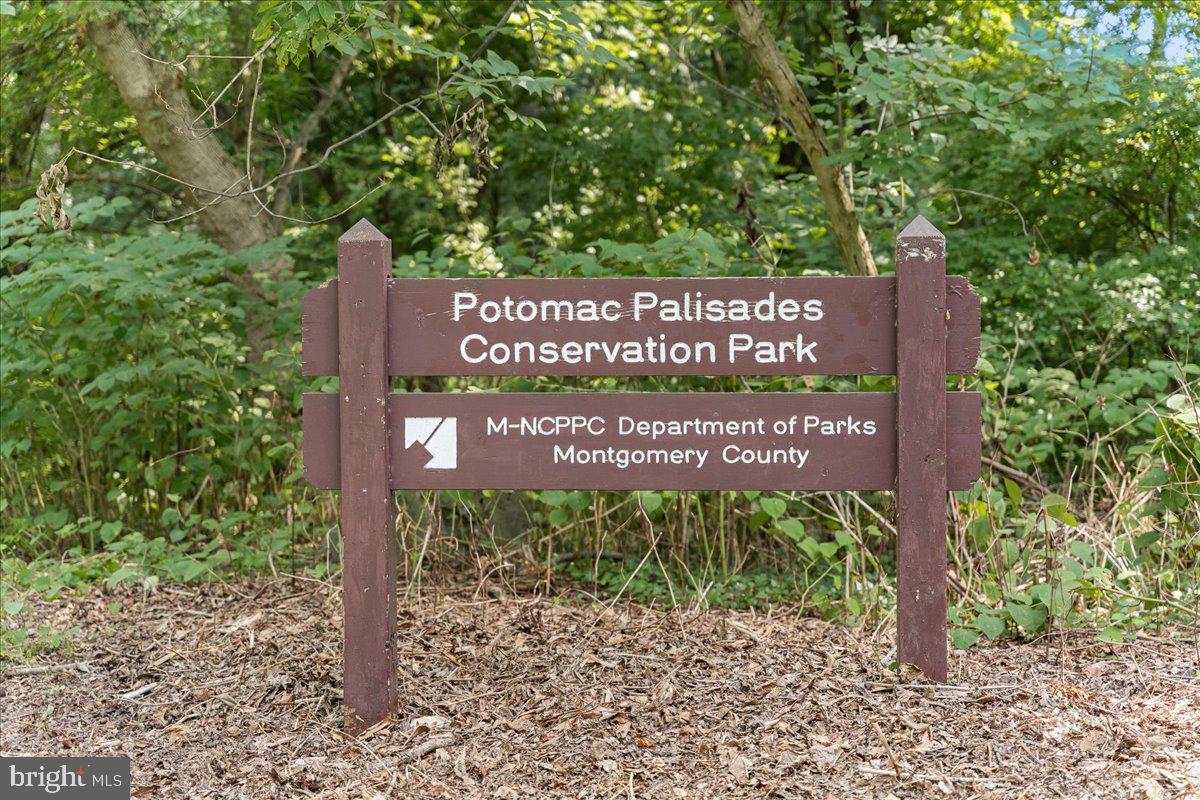 GLEN ECHO HEIGHTS - Residential