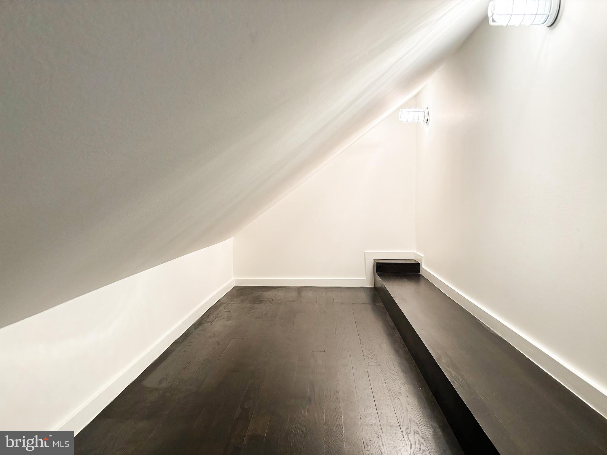 GLEN ECHO HEIGHTS - Residential